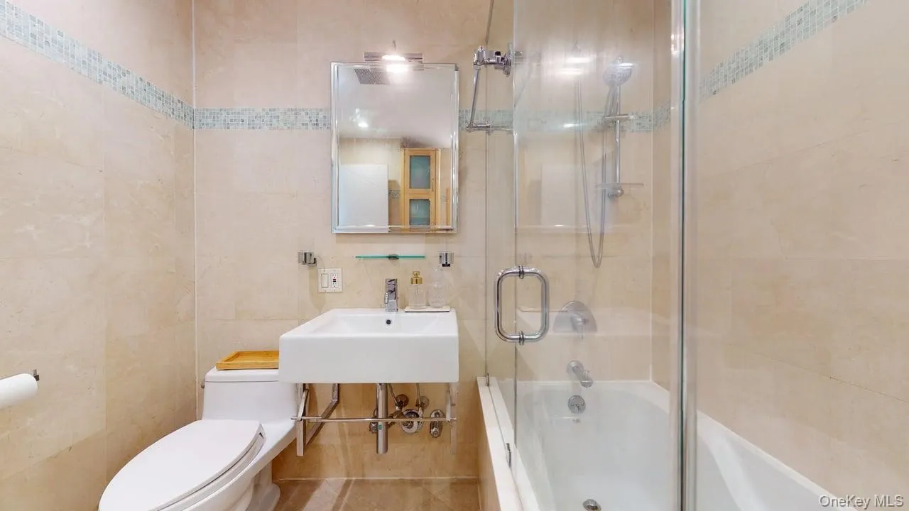 68-15 Selfridge Street, New York, NY, 1 Room Rooms,1 BathroomBathrooms,Residential Lease,For Rent,Selfridge,0,998652 68-15 Selfridge Street, New York, NY, 1 Room Rooms,1 BathroomBathrooms,Residential Lease,For Rent,Selfridge,0,998652