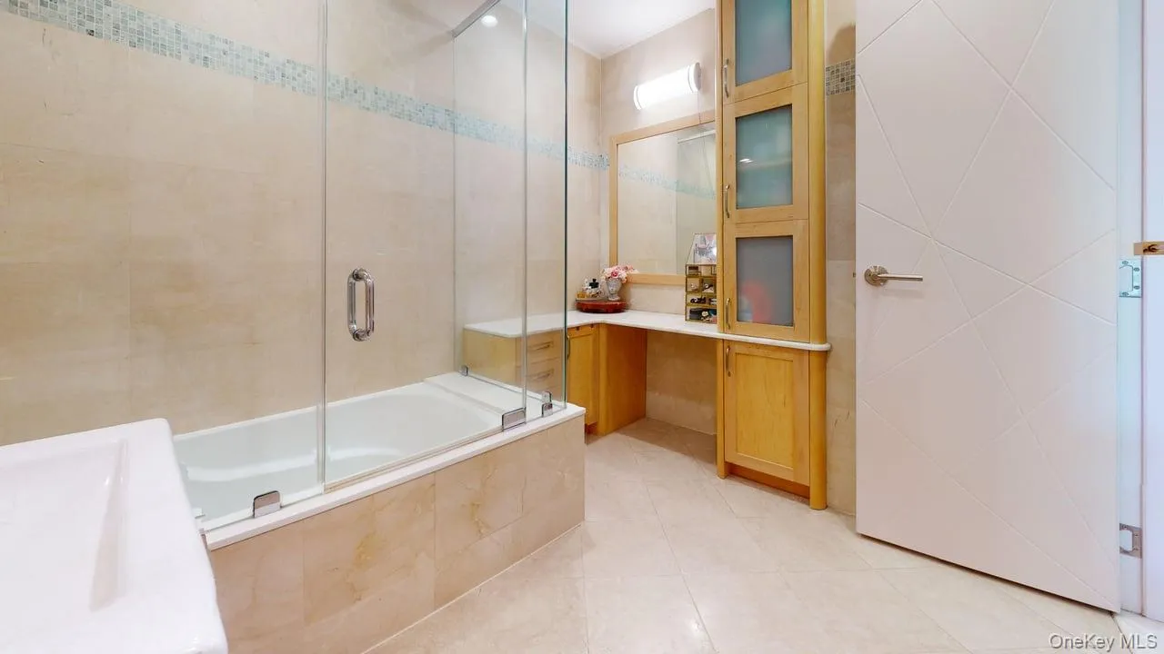 68-15 Selfridge Street, New York, NY, 1 Room Rooms,1 BathroomBathrooms,Residential Lease,For Rent,Selfridge,0,998652 68-15 Selfridge Street, New York, NY, 1 Room Rooms,1 BathroomBathrooms,Residential Lease,For Rent,Selfridge,0,998652