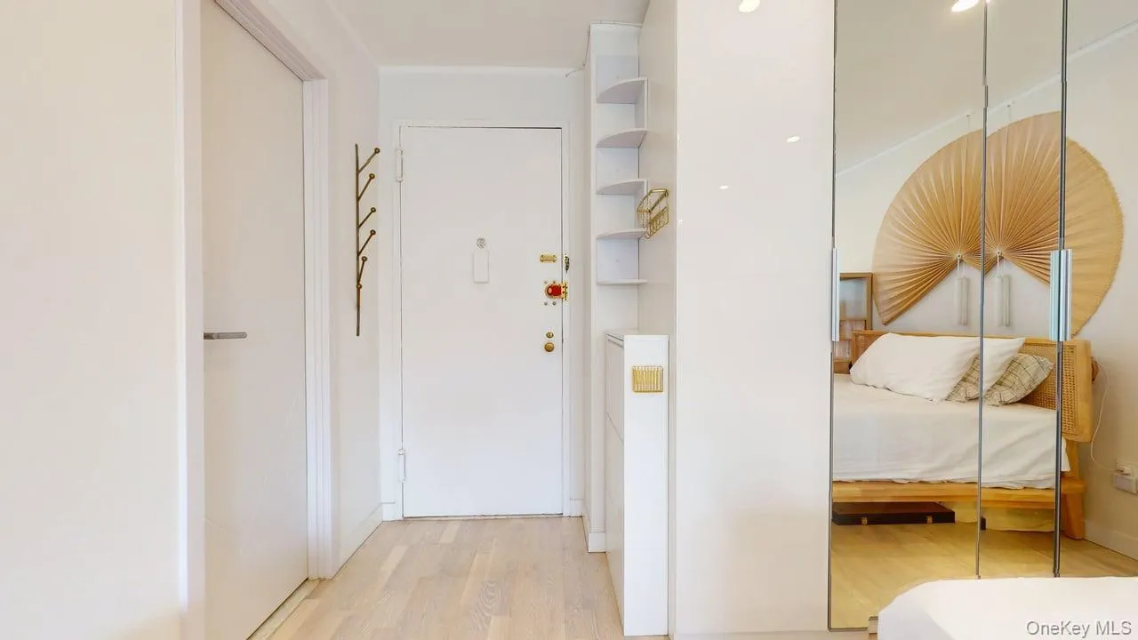 68-15 Selfridge Street, New York, NY, 1 Room Rooms,1 BathroomBathrooms,Residential Lease,For Rent,Selfridge,0,998652 68-15 Selfridge Street, New York, NY, 1 Room Rooms,1 BathroomBathrooms,Residential Lease,For Rent,Selfridge,0,998652