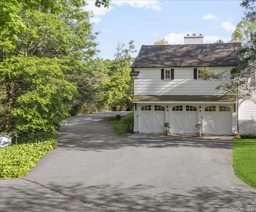 4 Roads End, Oyster Bay, NY, 4 Bedrooms Bedrooms, 14 Rooms Rooms,3 BathroomsBathrooms,Residential,For Rent,Roads End,0,998655 4 Roads End, Oyster Bay, NY, 4 Bedrooms Bedrooms, 14 Rooms Rooms,3 BathroomsBathrooms,Residential,For Rent,Roads End,0,998655