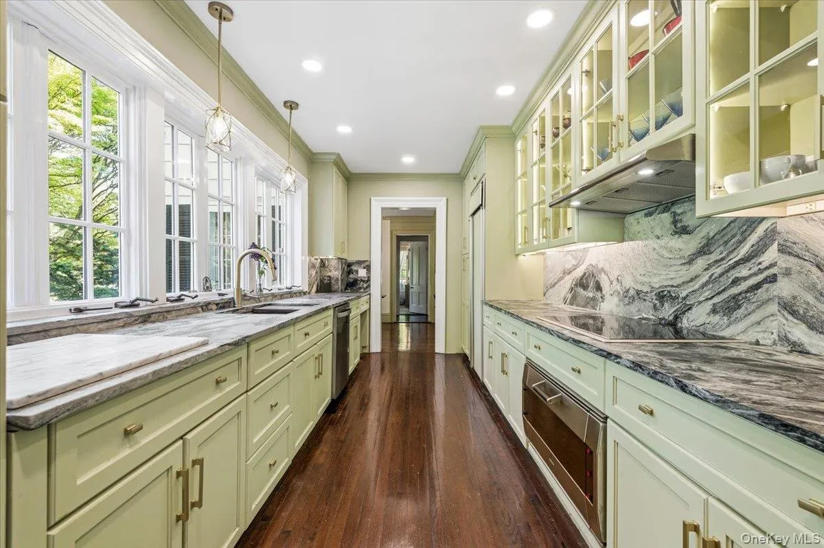 4 Roads End, Oyster Bay, NY, 4 Bedrooms Bedrooms, 14 Rooms Rooms,3 BathroomsBathrooms,Residential,For Rent,Roads End,0,998655 4 Roads End, Oyster Bay, NY, 4 Bedrooms Bedrooms, 14 Rooms Rooms,3 BathroomsBathrooms,Residential,For Rent,Roads End,0,998655
