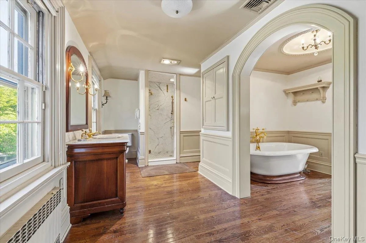 4 Roads End, Oyster Bay, NY, 4 Bedrooms Bedrooms, 14 Rooms Rooms,3 BathroomsBathrooms,Residential,For Rent,Roads End,0,998655 4 Roads End, Oyster Bay, NY, 4 Bedrooms Bedrooms, 14 Rooms Rooms,3 BathroomsBathrooms,Residential,For Rent,Roads End,0,998655