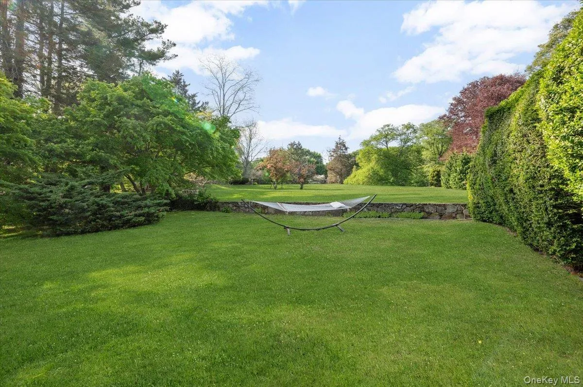 4 Roads End, Oyster Bay, NY, 4 Bedrooms Bedrooms, 14 Rooms Rooms,3 BathroomsBathrooms,Residential,For Rent,Roads End,0,998655 4 Roads End, Oyster Bay, NY, 4 Bedrooms Bedrooms, 14 Rooms Rooms,3 BathroomsBathrooms,Residential,For Rent,Roads End,0,998655