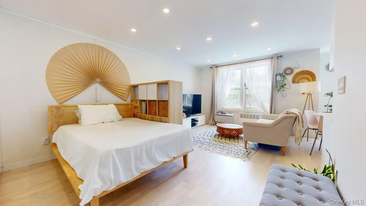 68-15 Selfridge Street, New York, NY, 1 Room Rooms,1 BathroomBathrooms,Residential,For Rent,Selfridge,0,998658 68-15 Selfridge Street, New York, NY, 1 Room Rooms,1 BathroomBathrooms,Residential,For Rent,Selfridge,0,998658