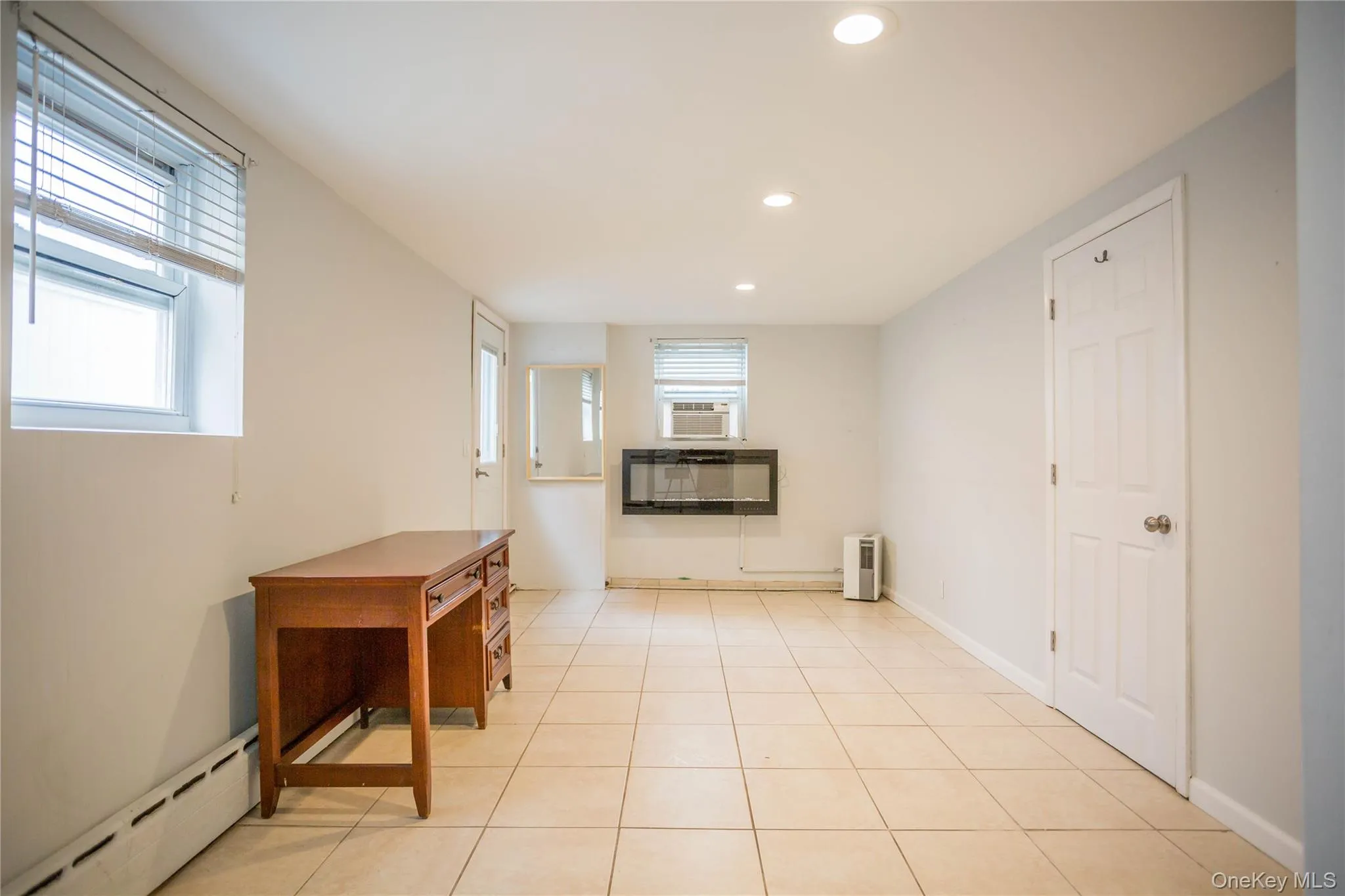 237 Broadway, Long Beach, NY, 1 Bedroom Bedrooms, 4 Rooms Rooms,1 BathroomBathrooms,Residential Lease,For Rent,Broadway,0,998659 237 Broadway, Long Beach, NY, 1 Bedroom Bedrooms, 4 Rooms Rooms,1 BathroomBathrooms,Residential Lease,For Rent,Broadway,0,998659