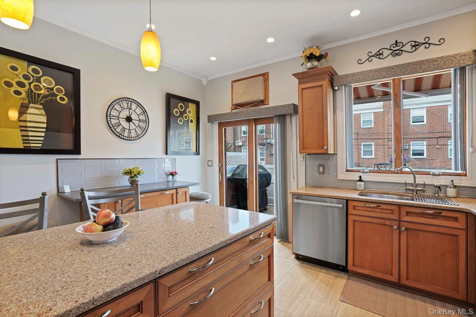 61-36 77th Street, New York, NY, 2 Bedrooms Bedrooms, 5 Rooms Rooms,1 BathroomBathrooms,Residential,For Rent,77th,0,998664 61-36 77th Street, New York, NY, 2 Bedrooms Bedrooms, 5 Rooms Rooms,1 BathroomBathrooms,Residential,For Rent,77th,0,998664