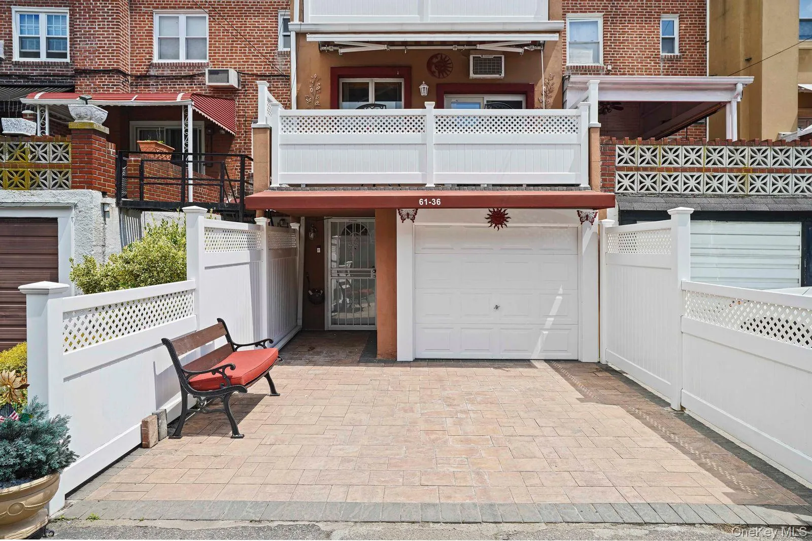 61-36 77th Street, New York, NY, 2 Bedrooms Bedrooms, 5 Rooms Rooms,1 BathroomBathrooms,Residential,For Rent,77th,0,998664 61-36 77th Street, New York, NY, 2 Bedrooms Bedrooms, 5 Rooms Rooms,1 BathroomBathrooms,Residential,For Rent,77th,0,998664