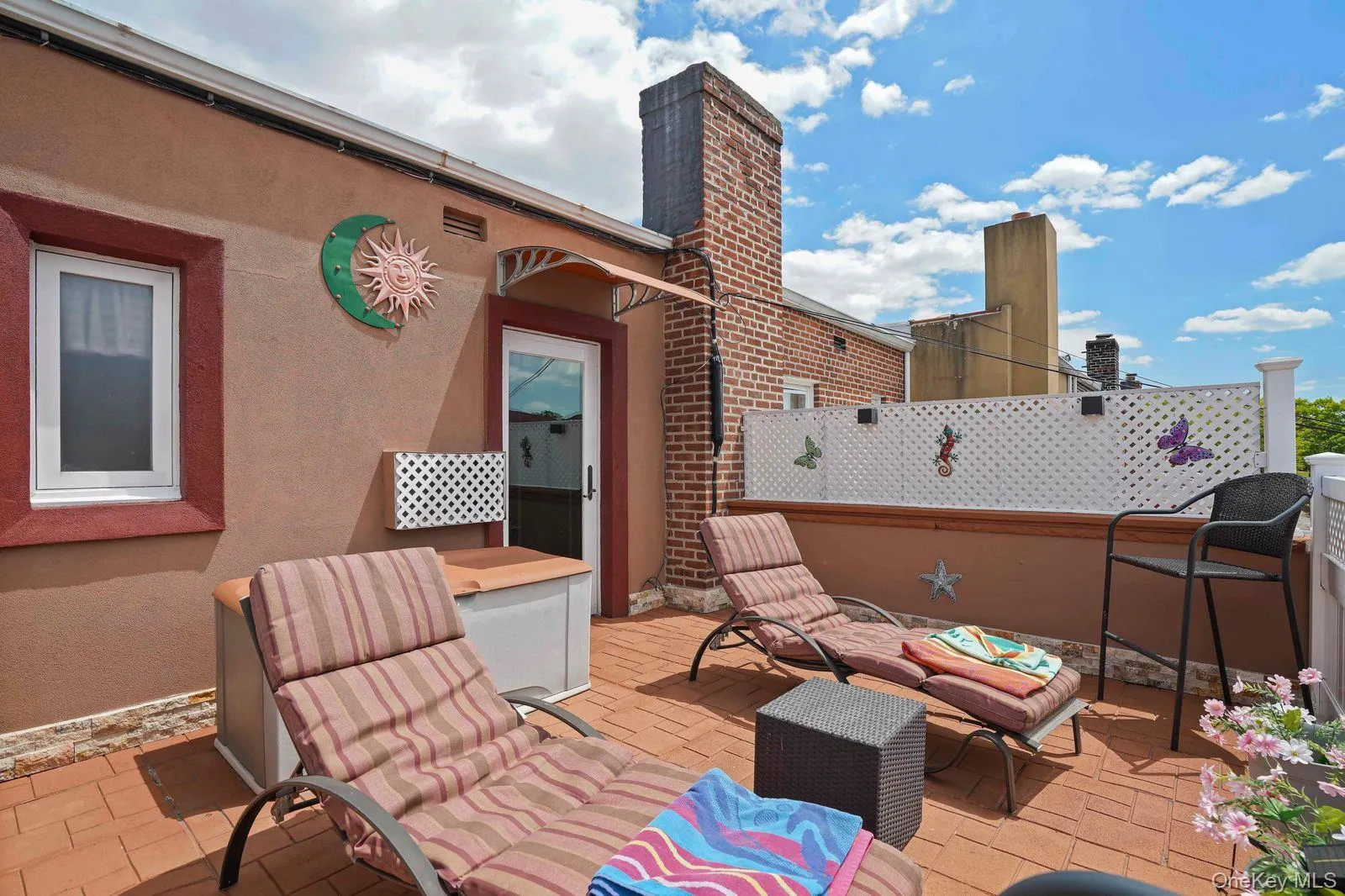 61-36 77th Street, New York, NY, 2 Bedrooms Bedrooms, 5 Rooms Rooms,1 BathroomBathrooms,Residential,For Rent,77th,0,998664 61-36 77th Street, New York, NY, 2 Bedrooms Bedrooms, 5 Rooms Rooms,1 BathroomBathrooms,Residential,For Rent,77th,0,998664