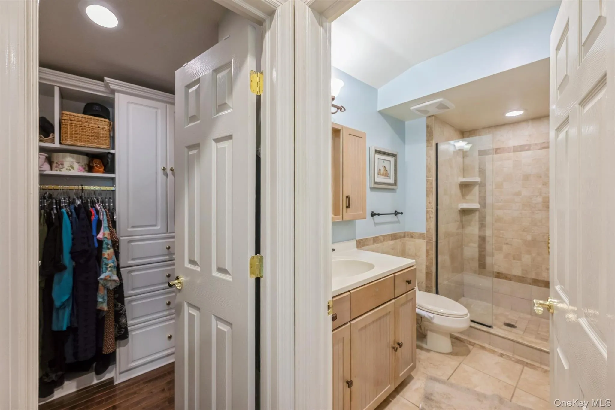 51 Chelsea Drive, Brookhaven, NY, 4 Bedrooms Bedrooms, 10 Rooms Rooms,2 BathroomsBathrooms,Residential,For Rent,Chelsea,0,998677 51 Chelsea Drive, Brookhaven, NY, 4 Bedrooms Bedrooms, 10 Rooms Rooms,2 BathroomsBathrooms,Residential,For Rent,Chelsea,0,998677