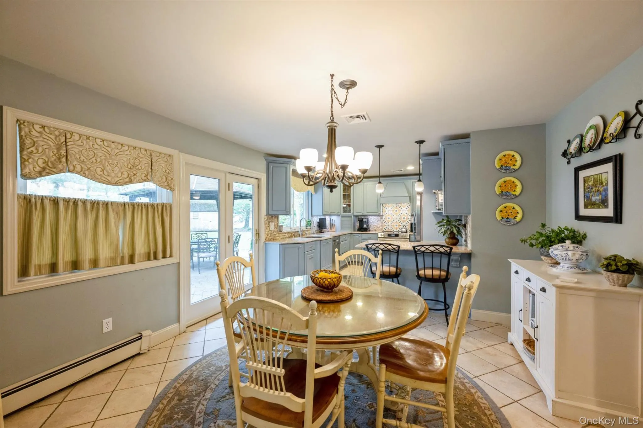 51 Chelsea Drive, Brookhaven, NY, 4 Bedrooms Bedrooms, 10 Rooms Rooms,2 BathroomsBathrooms,Residential,For Rent,Chelsea,0,998677 51 Chelsea Drive, Brookhaven, NY, 4 Bedrooms Bedrooms, 10 Rooms Rooms,2 BathroomsBathrooms,Residential,For Rent,Chelsea,0,998677