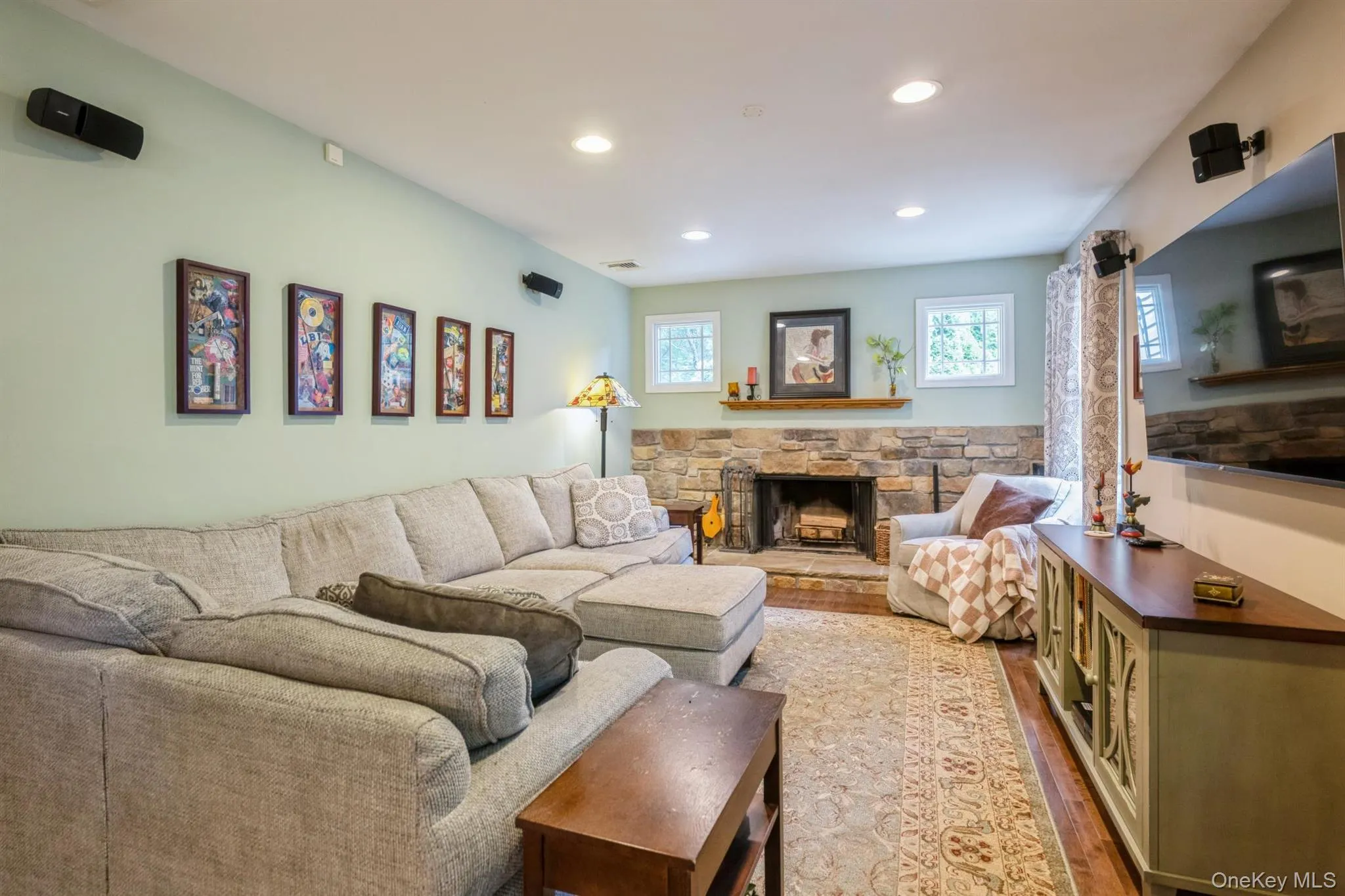 51 Chelsea Drive, Brookhaven, NY, 4 Bedrooms Bedrooms, 10 Rooms Rooms,2 BathroomsBathrooms,Residential,For Rent,Chelsea,0,998677 51 Chelsea Drive, Brookhaven, NY, 4 Bedrooms Bedrooms, 10 Rooms Rooms,2 BathroomsBathrooms,Residential,For Rent,Chelsea,0,998677