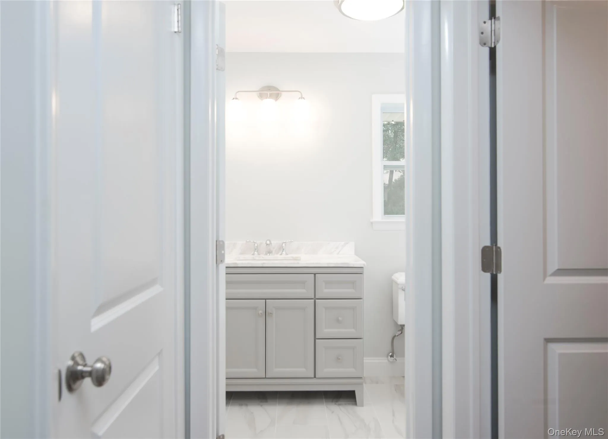 16 Elmwood Drive, Clarkstown, NY, 3 Bedrooms Bedrooms, 6 Rooms Rooms,2 BathroomsBathrooms,Residential Lease,For Rent,Elmwood,0,998683 16 Elmwood Drive, Clarkstown, NY, 3 Bedrooms Bedrooms, 6 Rooms Rooms,2 BathroomsBathrooms,Residential Lease,For Rent,Elmwood,0,998683
