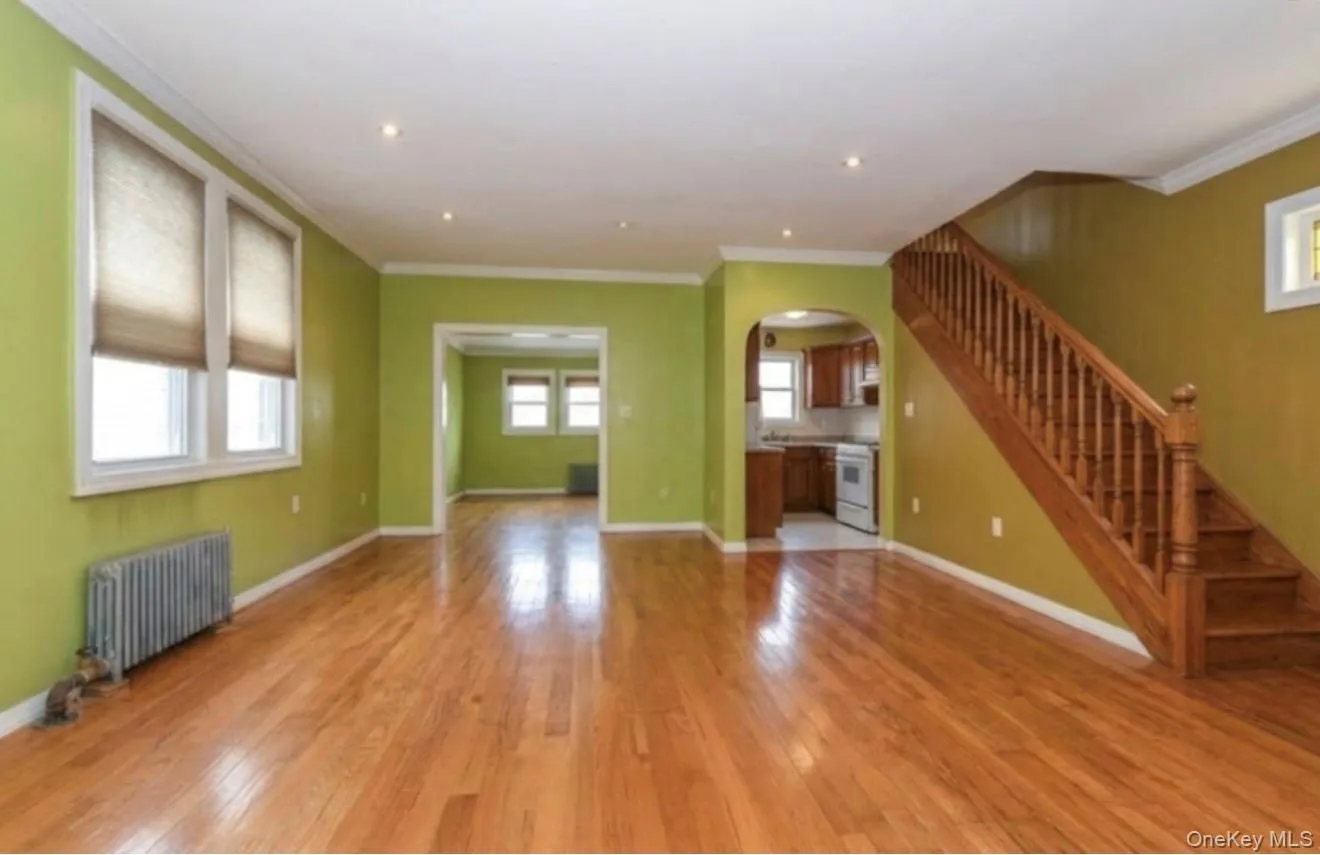 8259 172nd Street, New York, NY, 4 Bedrooms Bedrooms, 12 Rooms Rooms,3 BathroomsBathrooms,Residential,For Rent,172nd,0,998689 8259 172nd Street, New York, NY, 4 Bedrooms Bedrooms, 12 Rooms Rooms,3 BathroomsBathrooms,Residential,For Rent,172nd,0,998689