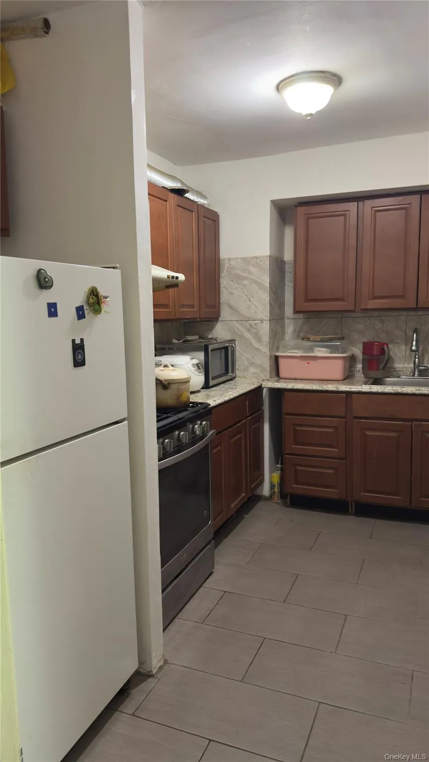 58-03 Calloway Street, New York, NY, 1 Bedroom Bedrooms, 4 Rooms Rooms,1 BathroomBathrooms,Residential Sale,For Rent,Calloway,0,998691 58-03 Calloway Street, New York, NY, 1 Bedroom Bedrooms, 4 Rooms Rooms,1 BathroomBathrooms,Residential Sale,For Rent,Calloway,0,998691