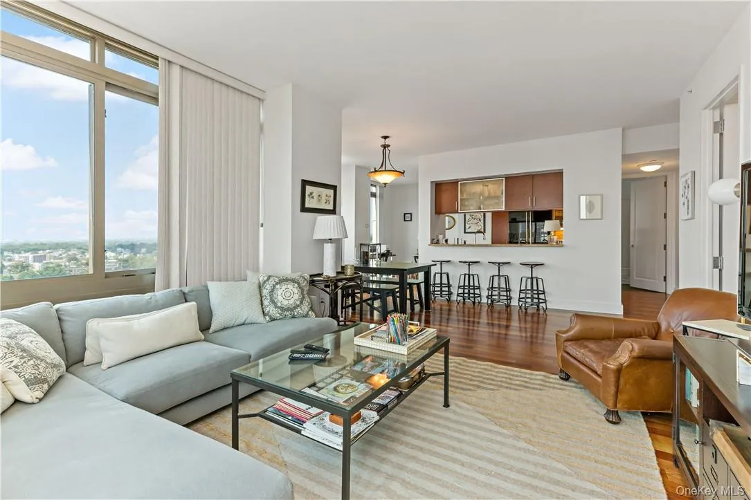 175 Huguenot Street, New Rochelle, NY, 2 Bedrooms Bedrooms, 4 Rooms Rooms,2 BathroomsBathrooms,Residential,For Rent,Huguenot,0,998693 175 Huguenot Street, New Rochelle, NY, 2 Bedrooms Bedrooms, 4 Rooms Rooms,2 BathroomsBathrooms,Residential,For Rent,Huguenot,0,998693
