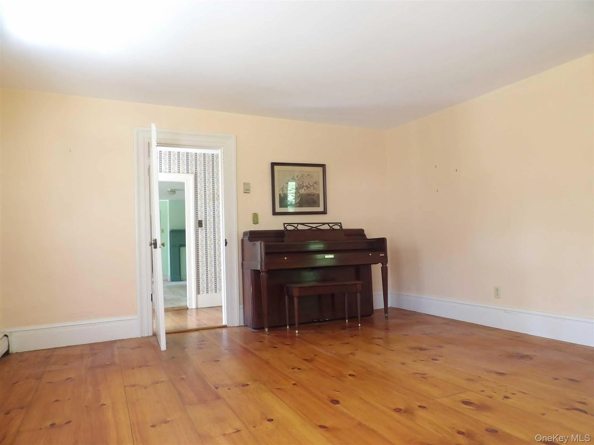 large living room with beautiful king pine floors large living room with beautiful king pine floors