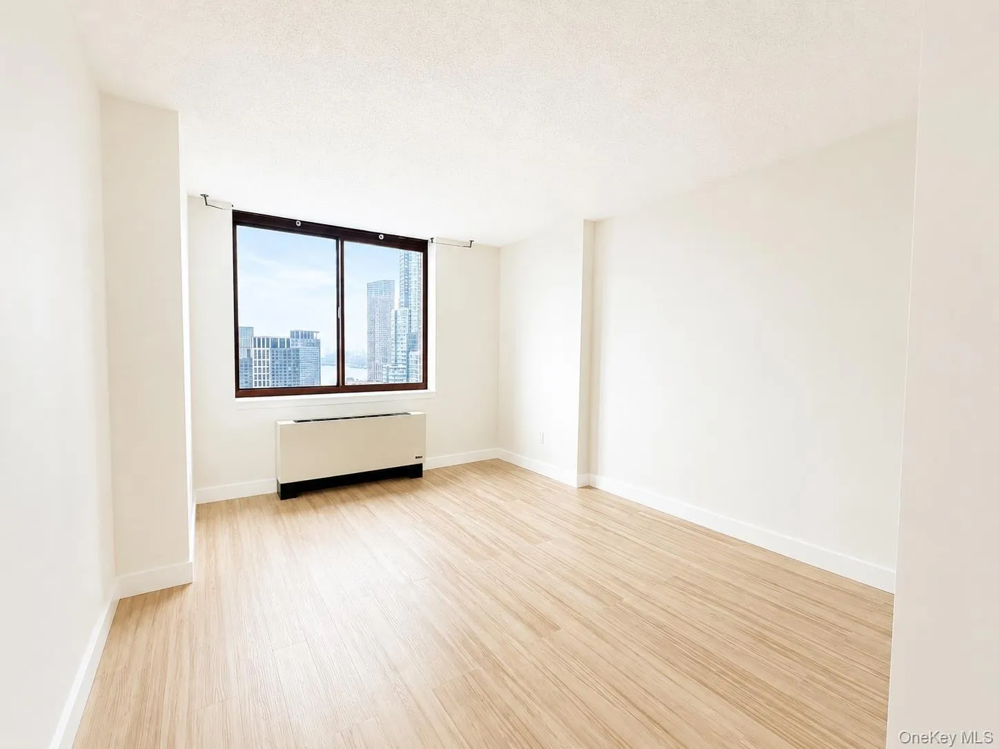 4-74 48th Avenue, New York, NY, 1 Bedroom Bedrooms, 3 Rooms Rooms,1 BathroomBathrooms,Residential Lease,For Rent,48th,0,998696 4-74 48th Avenue, New York, NY, 1 Bedroom Bedrooms, 3 Rooms Rooms,1 BathroomBathrooms,Residential Lease,For Rent,48th,0,998696