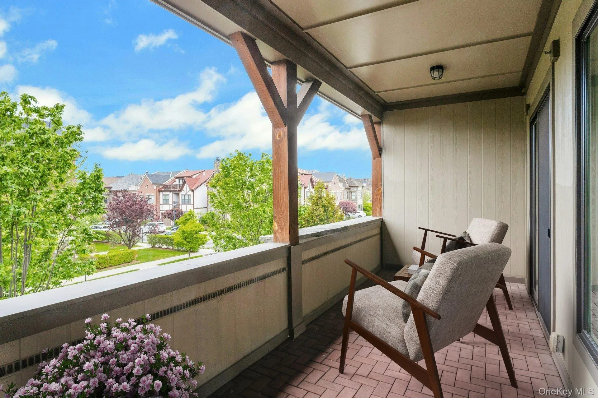 127 Main Street, Greenburgh, NY, 1 Bedroom Bedrooms, 4 Rooms Rooms,1 BathroomBathrooms,Residential Sale,For Rent,Main,0,998697 127 Main Street, Greenburgh, NY, 1 Bedroom Bedrooms, 4 Rooms Rooms,1 BathroomBathrooms,Residential Sale,For Rent,Main,0,998697