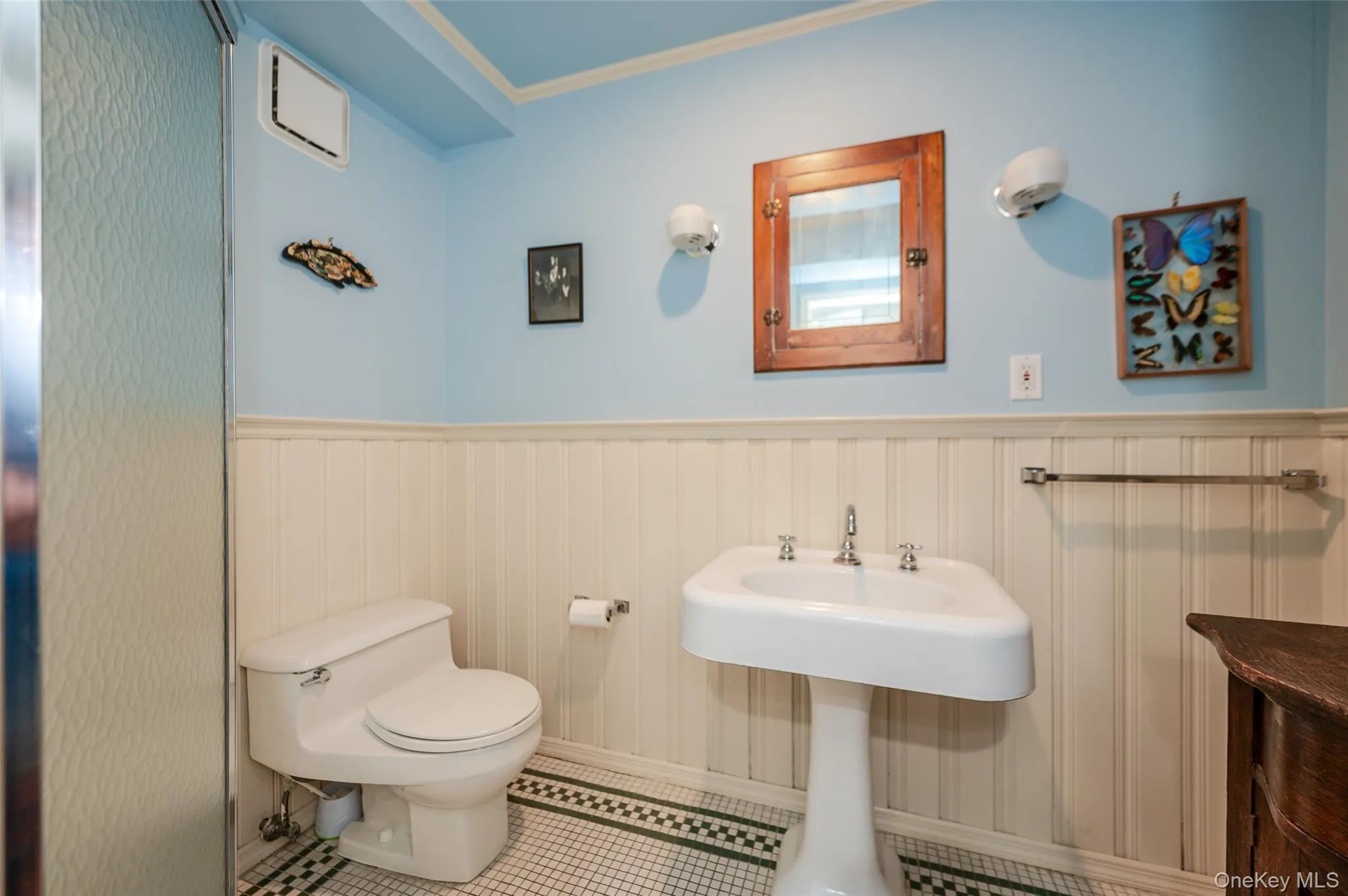 Full bath. Attached office with separate entrance Full bath. Attached office with separate entrance