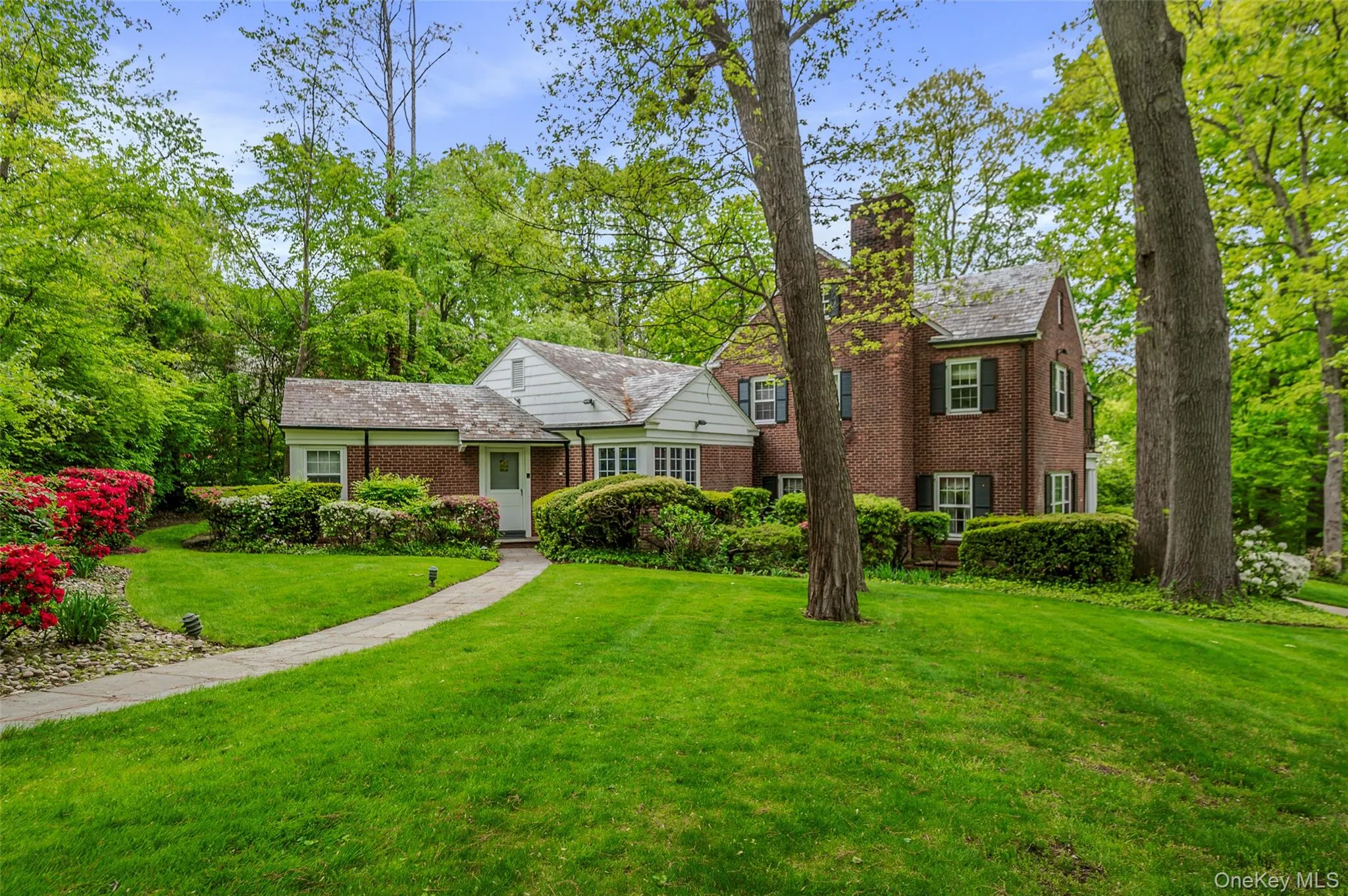 111 Clent Road, North Hempstead, NY, 5 Bedrooms Bedrooms, 12 Rooms Rooms,4 BathroomsBathrooms,Residential,For Rent,Clent,0,998698 111 Clent Road, North Hempstead, NY, 5 Bedrooms Bedrooms, 12 Rooms Rooms,4 BathroomsBathrooms,Residential,For Rent,Clent,0,998698