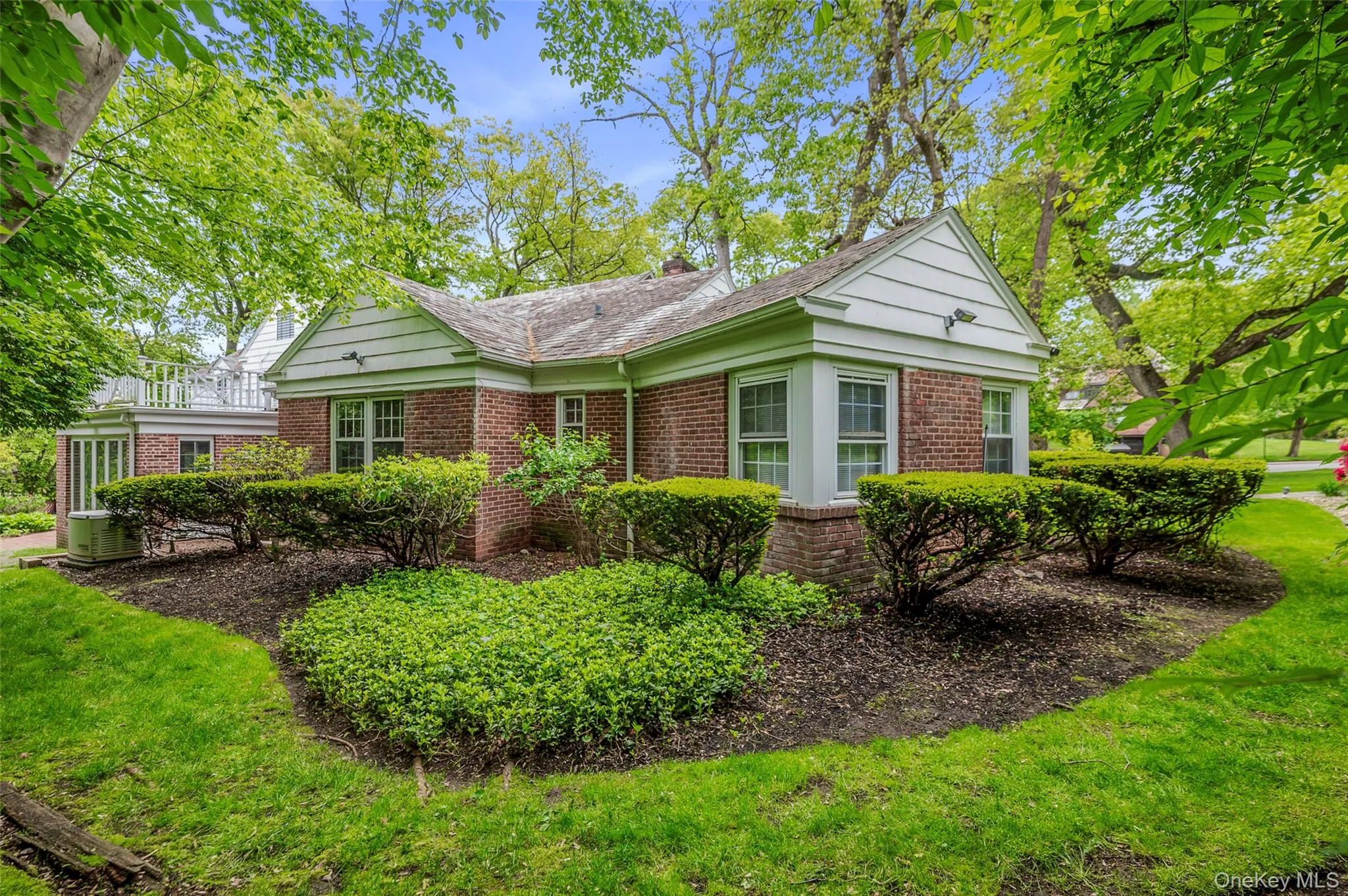 111 Clent Road, North Hempstead, NY, 5 Bedrooms Bedrooms, 12 Rooms Rooms,4 BathroomsBathrooms,Residential,For Rent,Clent,0,998698 111 Clent Road, North Hempstead, NY, 5 Bedrooms Bedrooms, 12 Rooms Rooms,4 BathroomsBathrooms,Residential,For Rent,Clent,0,998698