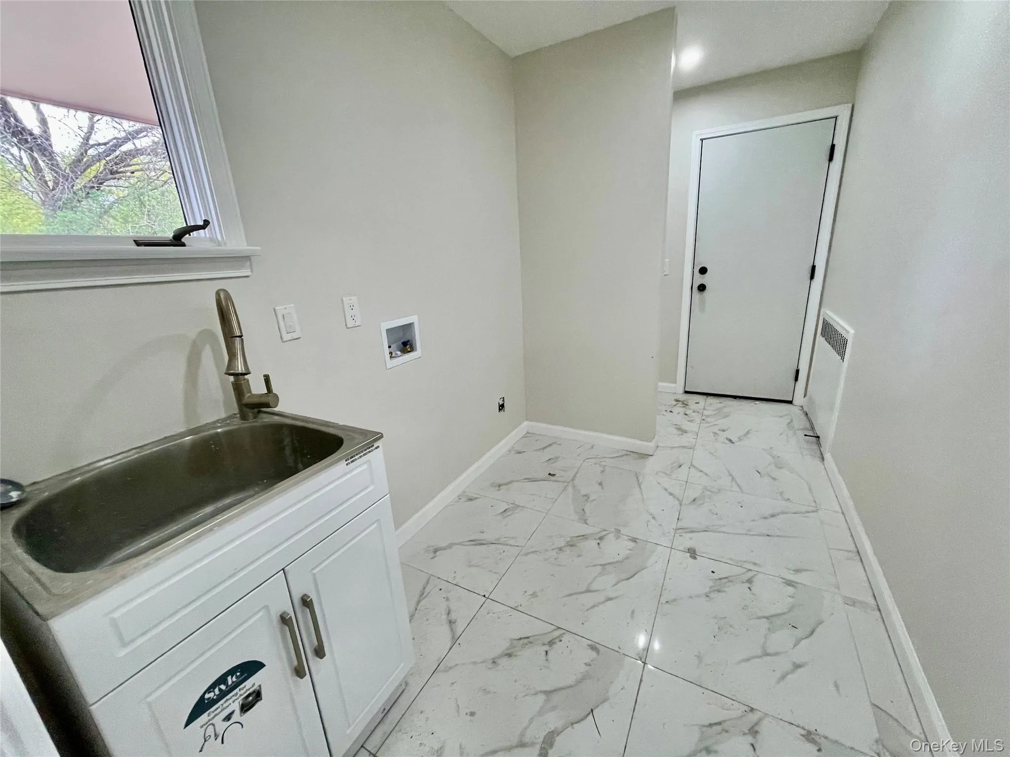 70 County Route 17, Crawford, NY, 4 Bedrooms Bedrooms, 7 Rooms Rooms,2 BathroomsBathrooms,Residential Sale,For Rent,County Route 17,0,998701 70 County Route 17, Crawford, NY, 4 Bedrooms Bedrooms, 7 Rooms Rooms,2 BathroomsBathrooms,Residential Sale,For Rent,County Route 17,0,998701