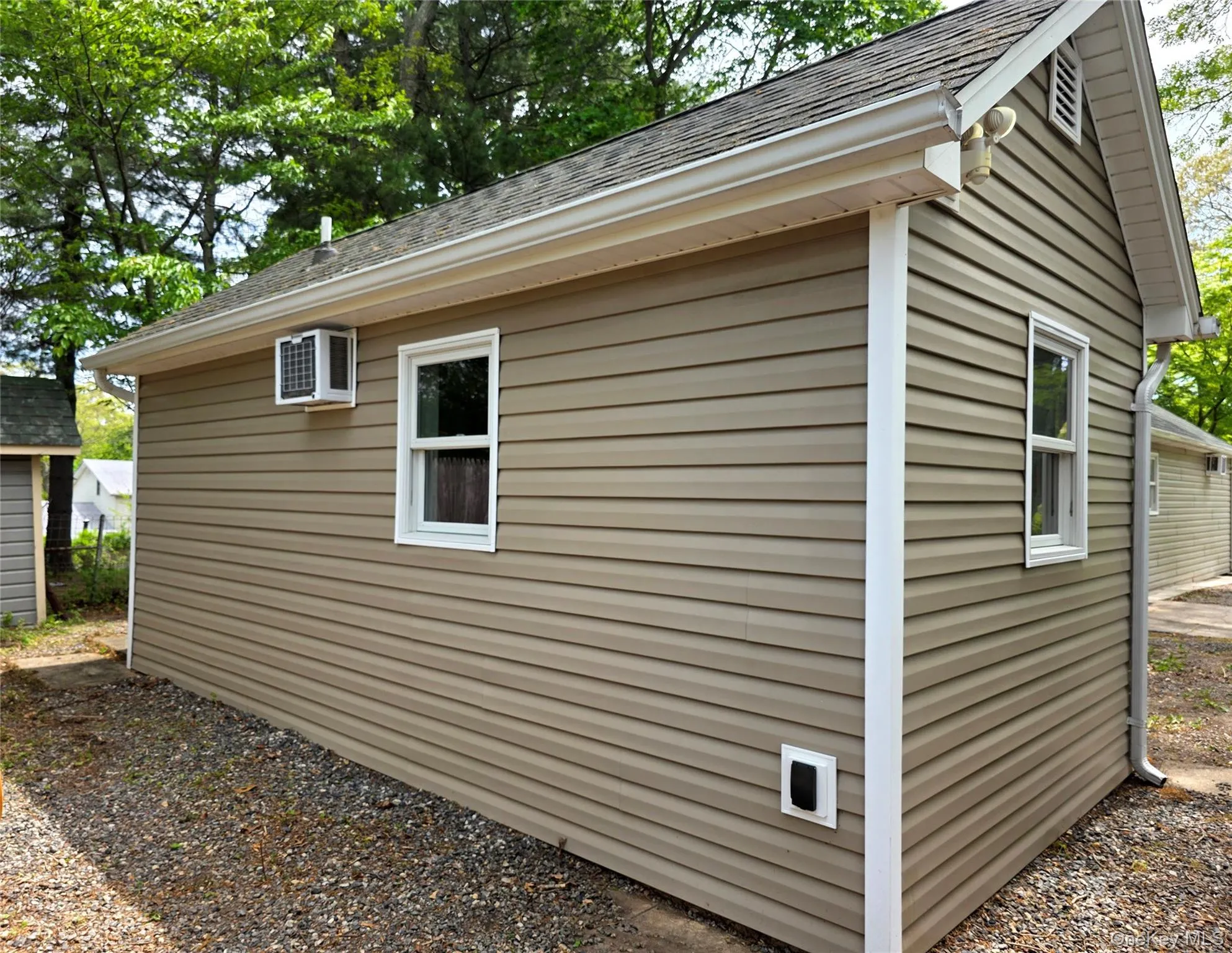 9 Laurelton Avenue, Brookhaven, NY, 2 Bedrooms Bedrooms, 5 Rooms Rooms,2 BathroomsBathrooms,Residential,For Rent,Laurelton,0,998717 9 Laurelton Avenue, Brookhaven, NY, 2 Bedrooms Bedrooms, 5 Rooms Rooms,2 BathroomsBathrooms,Residential,For Rent,Laurelton,0,998717