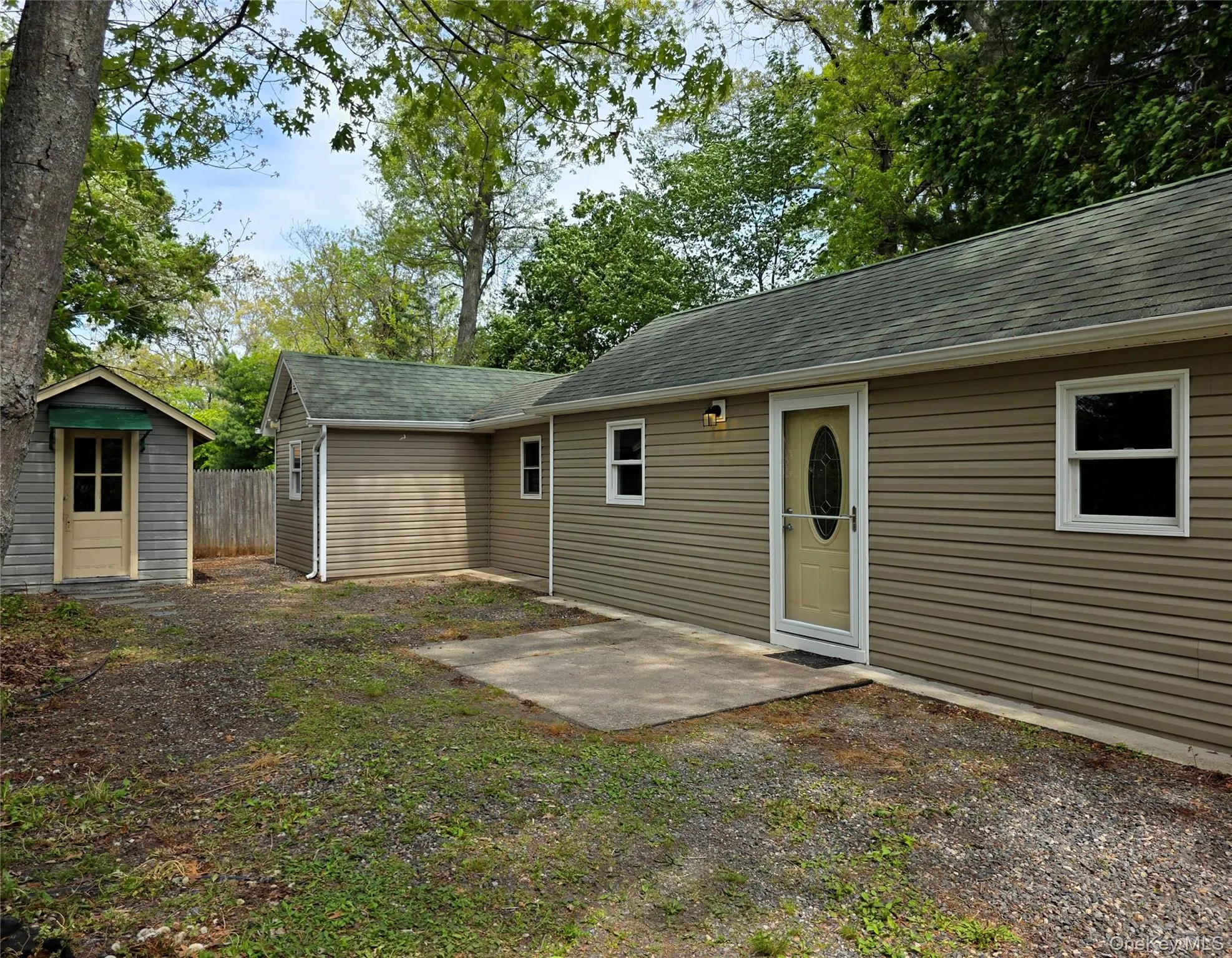 9 Laurelton Avenue, Brookhaven, NY, 2 Bedrooms Bedrooms, 5 Rooms Rooms,2 BathroomsBathrooms,Residential,For Rent,Laurelton,0,998717 9 Laurelton Avenue, Brookhaven, NY, 2 Bedrooms Bedrooms, 5 Rooms Rooms,2 BathroomsBathrooms,Residential,For Rent,Laurelton,0,998717