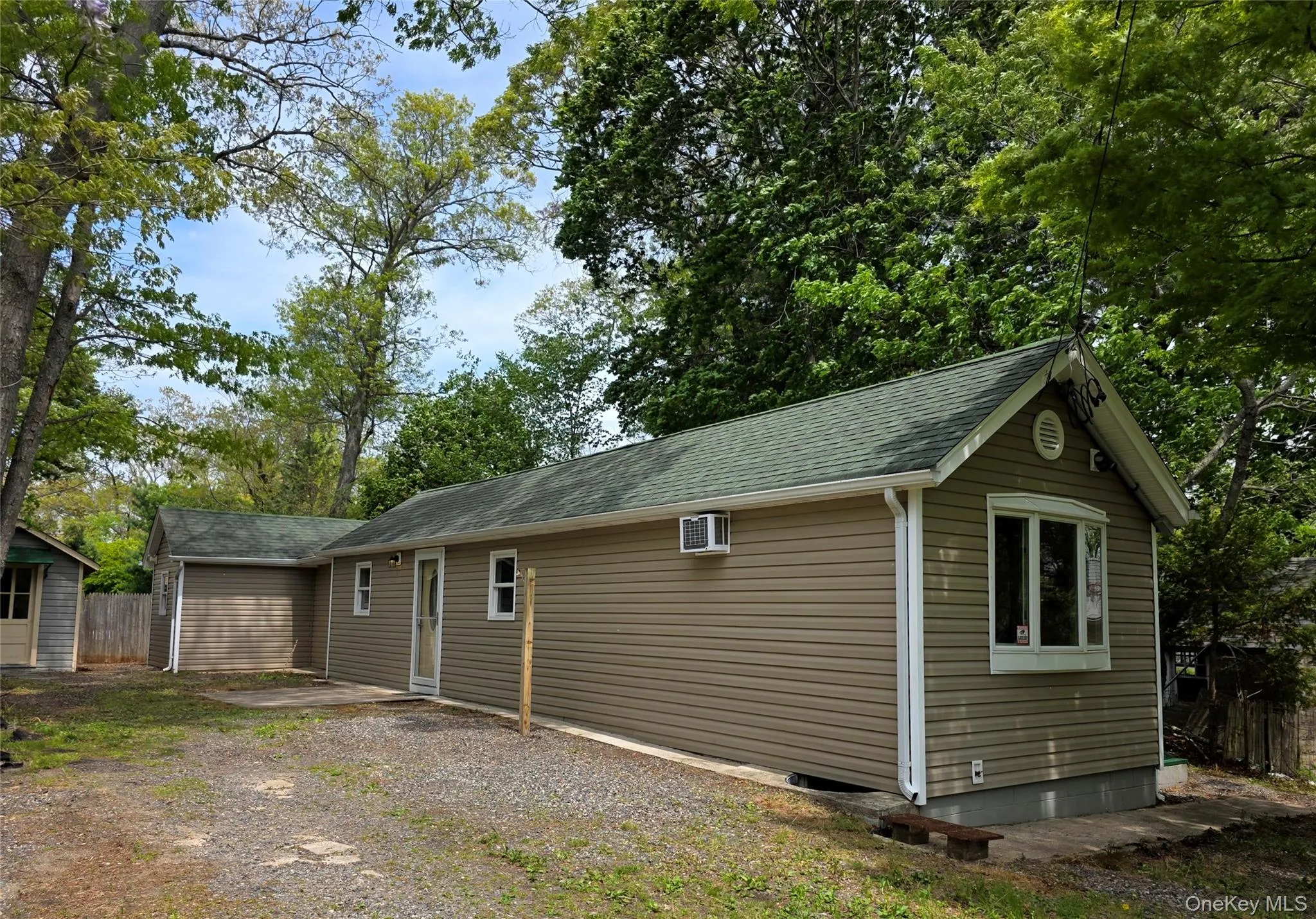 9 Laurelton Avenue, Brookhaven, NY, 2 Bedrooms Bedrooms, 5 Rooms Rooms,2 BathroomsBathrooms,Residential,For Rent,Laurelton,0,998717 9 Laurelton Avenue, Brookhaven, NY, 2 Bedrooms Bedrooms, 5 Rooms Rooms,2 BathroomsBathrooms,Residential,For Rent,Laurelton,0,998717