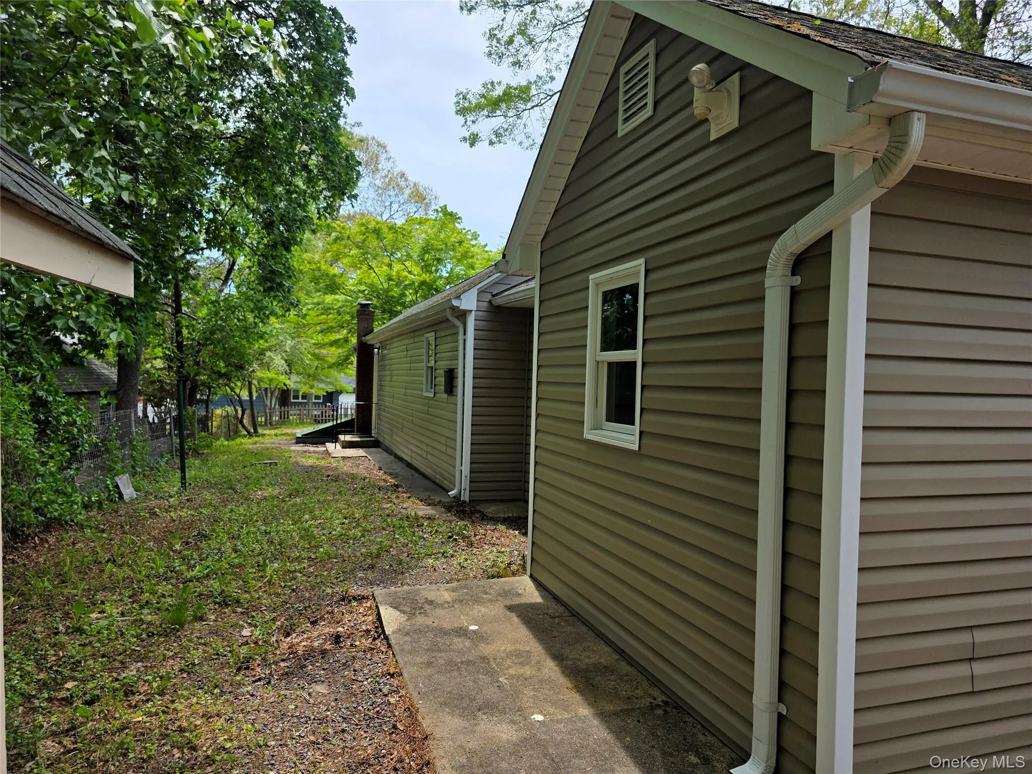 9 Laurelton Avenue, Brookhaven, NY, 2 Bedrooms Bedrooms, 5 Rooms Rooms,2 BathroomsBathrooms,Residential,For Rent,Laurelton,0,998717 9 Laurelton Avenue, Brookhaven, NY, 2 Bedrooms Bedrooms, 5 Rooms Rooms,2 BathroomsBathrooms,Residential,For Rent,Laurelton,0,998717