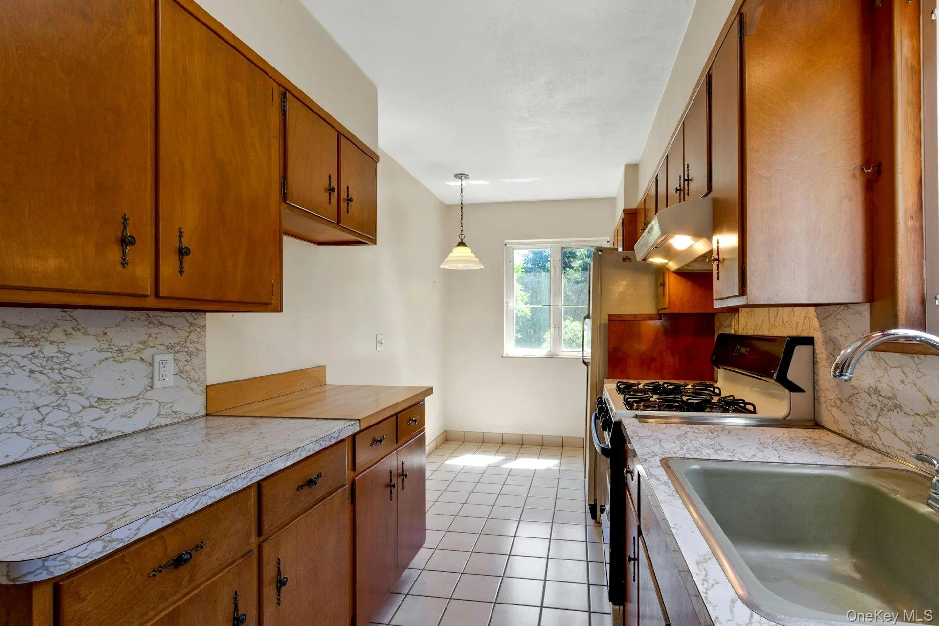 410 Route 304, Clarkstown, NY, 3 Bedrooms Bedrooms, 7 Rooms Rooms,1 BathroomBathrooms,Residential,For Rent,Route 304,0,998735 410 Route 304, Clarkstown, NY, 3 Bedrooms Bedrooms, 7 Rooms Rooms,1 BathroomBathrooms,Residential,For Rent,Route 304,0,998735