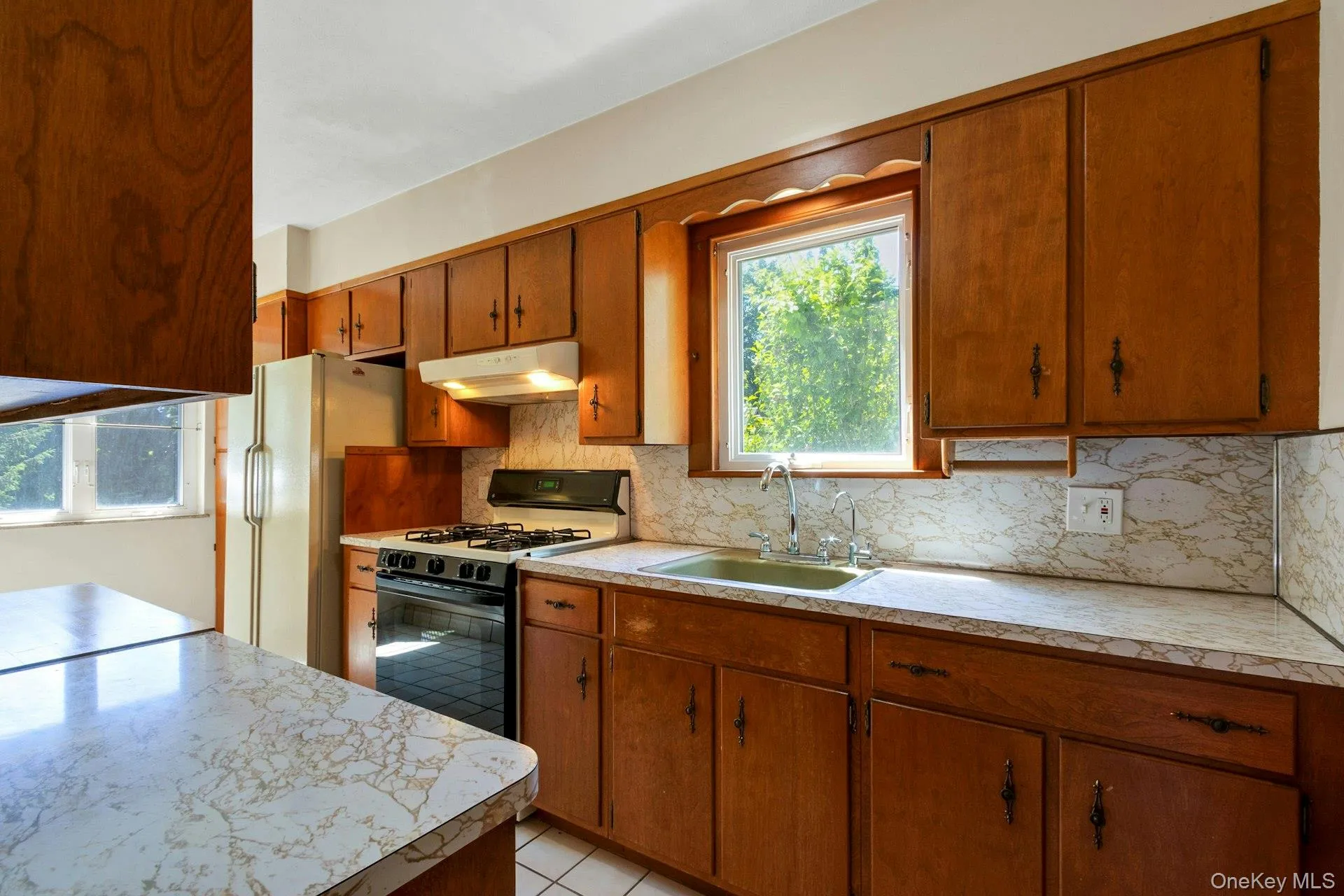410 Route 304, Clarkstown, NY, 3 Bedrooms Bedrooms, 7 Rooms Rooms,1 BathroomBathrooms,Residential,For Rent,Route 304,0,998735 410 Route 304, Clarkstown, NY, 3 Bedrooms Bedrooms, 7 Rooms Rooms,1 BathroomBathrooms,Residential,For Rent,Route 304,0,998735