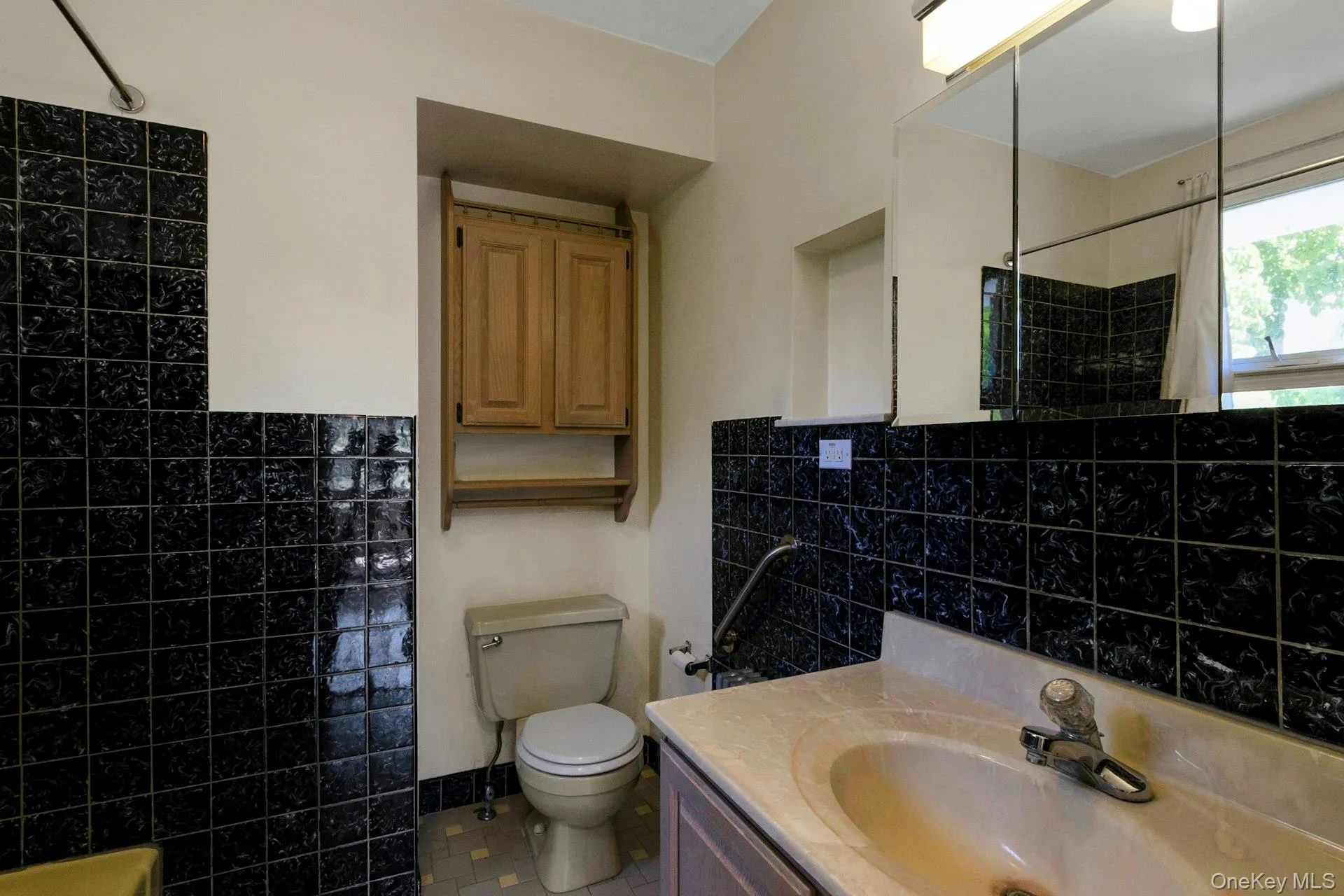 410 Route 304, Clarkstown, NY, 3 Bedrooms Bedrooms, 7 Rooms Rooms,1 BathroomBathrooms,Residential,For Rent,Route 304,0,998735 410 Route 304, Clarkstown, NY, 3 Bedrooms Bedrooms, 7 Rooms Rooms,1 BathroomBathrooms,Residential,For Rent,Route 304,0,998735