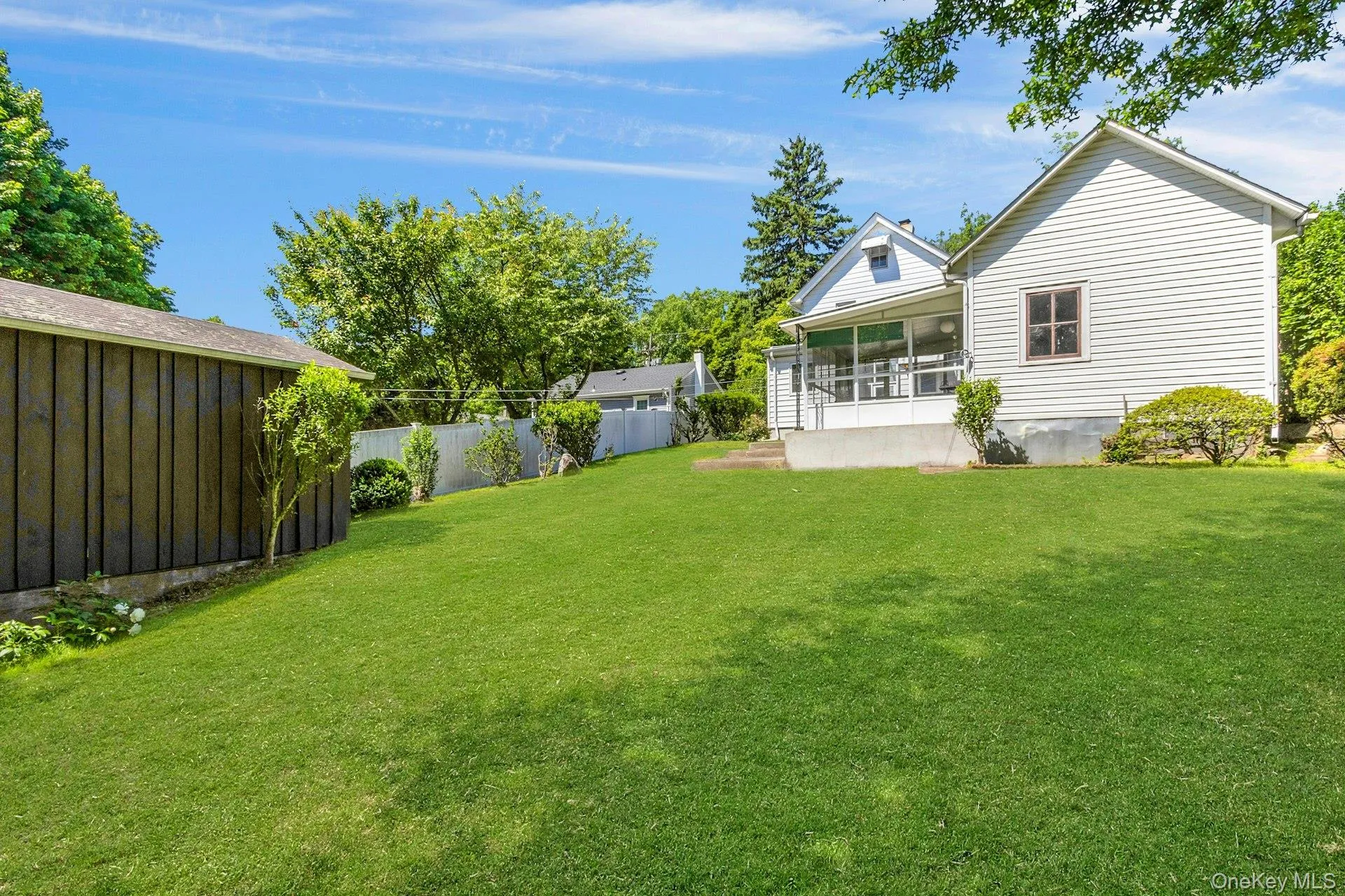 410 Route 304, Clarkstown, NY, 3 Bedrooms Bedrooms, 7 Rooms Rooms,1 BathroomBathrooms,Residential,For Rent,Route 304,0,998735 410 Route 304, Clarkstown, NY, 3 Bedrooms Bedrooms, 7 Rooms Rooms,1 BathroomBathrooms,Residential,For Rent,Route 304,0,998735