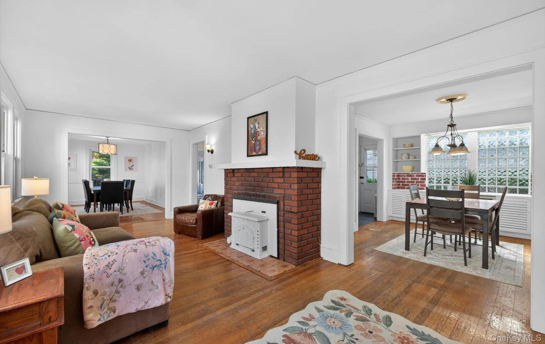 67 Nassau Road, North Hempstead, NY, 3 Bedrooms Bedrooms, 8 Rooms Rooms,2 BathroomsBathrooms,Residential,For Rent,Nassau,0,998739 67 Nassau Road, North Hempstead, NY, 3 Bedrooms Bedrooms, 8 Rooms Rooms,2 BathroomsBathrooms,Residential,For Rent,Nassau,0,998739