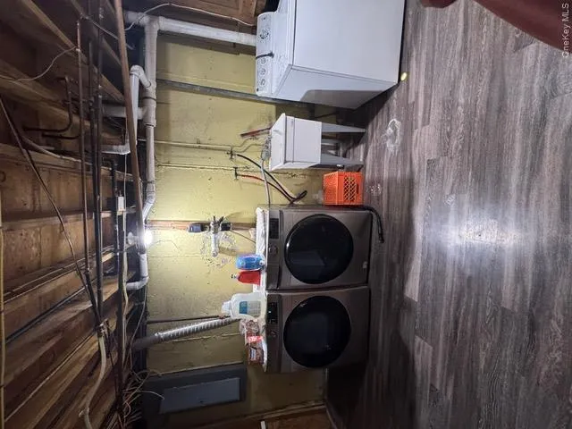 39 Burham Drive, Smithtown, NY, 5 Bedrooms Bedrooms, 11 Rooms Rooms,3 BathroomsBathrooms,Residential,For Rent,Burham,0,998747 39 Burham Drive, Smithtown, NY, 5 Bedrooms Bedrooms, 11 Rooms Rooms,3 BathroomsBathrooms,Residential,For Rent,Burham,0,998747