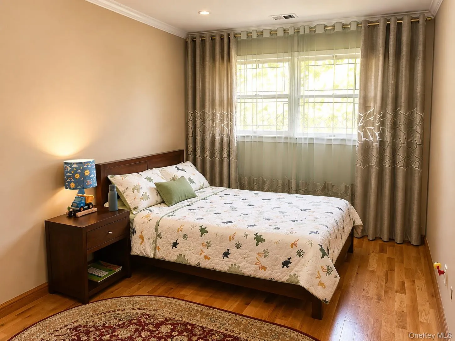 1180 Broadway, Hempstead, NY, 2 Bedrooms Bedrooms, 9 Rooms Rooms,2 BathroomsBathrooms,Residential Lease,For Rent,Broadway,0,998748 1180 Broadway, Hempstead, NY, 2 Bedrooms Bedrooms, 9 Rooms Rooms,2 BathroomsBathrooms,Residential Lease,For Rent,Broadway,0,998748