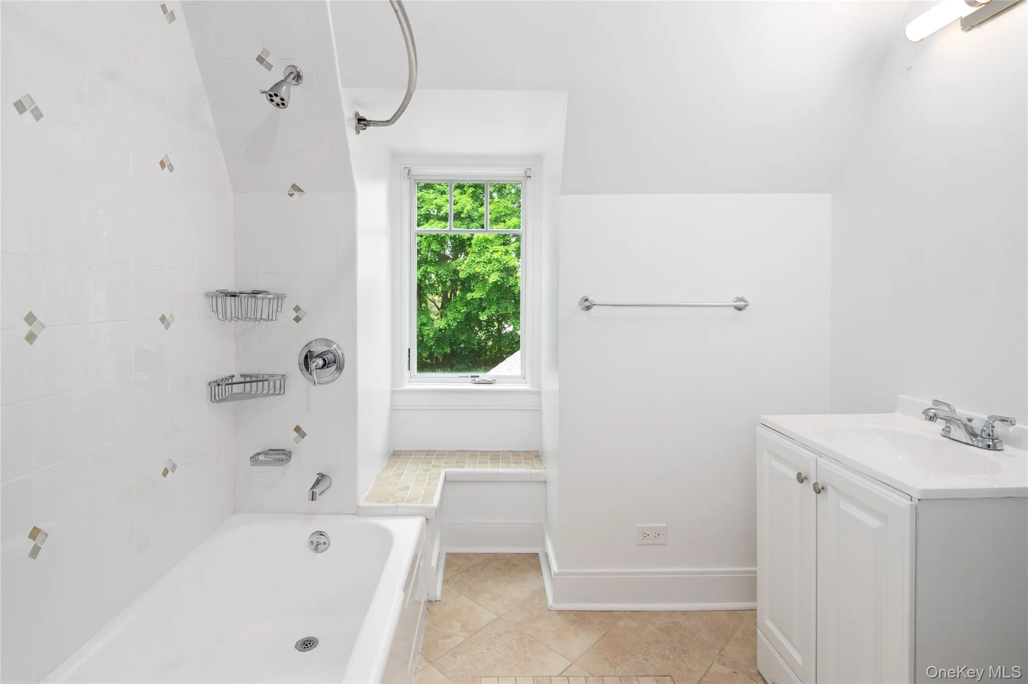 469 Taconic Road, Greenwich, CT, 5 Bedrooms Bedrooms, 9 Rooms Rooms,4 BathroomsBathrooms,Residential Sale,For Rent,Taconic,0,998749 469 Taconic Road, Greenwich, CT, 5 Bedrooms Bedrooms, 9 Rooms Rooms,4 BathroomsBathrooms,Residential Sale,For Rent,Taconic,0,998749