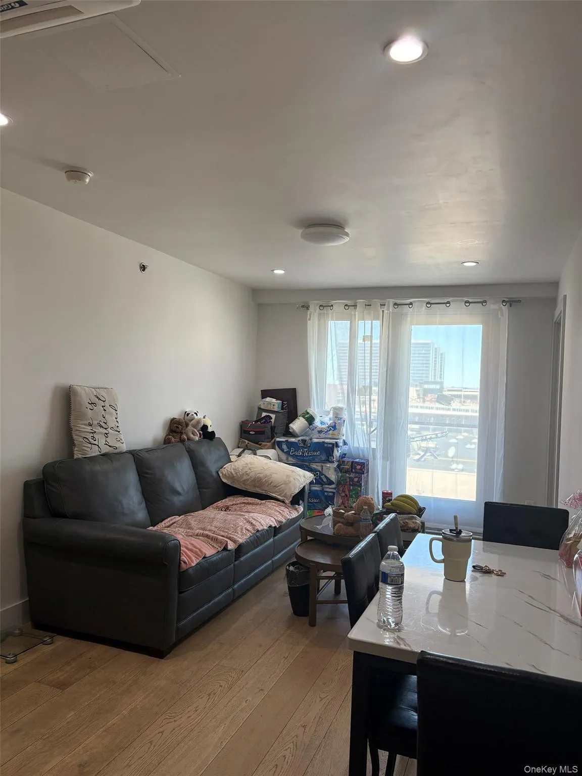 13119 Fowler Avenue, New York, NY, 2 Bedrooms Bedrooms, 5 Rooms Rooms,2 BathroomsBathrooms,Residential Lease,For Rent,Fowler,0,998751 13119 Fowler Avenue, New York, NY, 2 Bedrooms Bedrooms, 5 Rooms Rooms,2 BathroomsBathrooms,Residential Lease,For Rent,Fowler,0,998751
