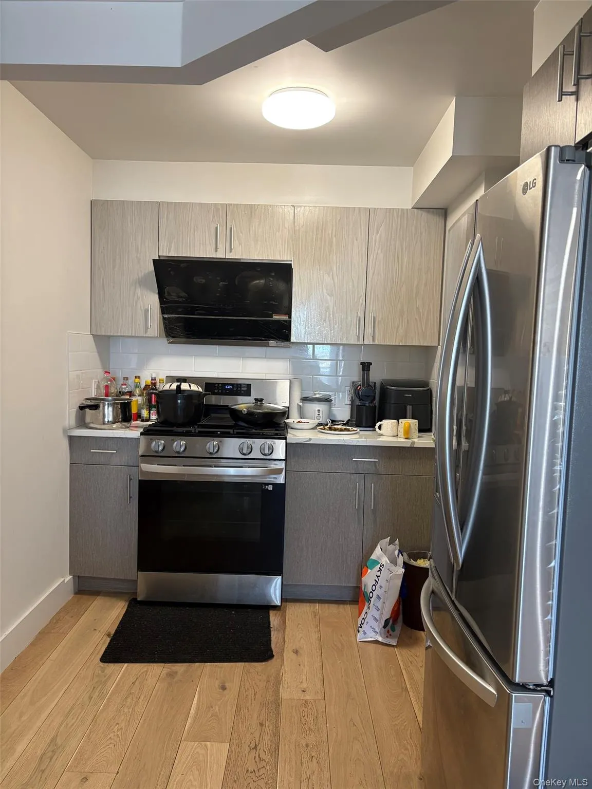 13119 Fowler Avenue, New York, NY, 2 Bedrooms Bedrooms, 5 Rooms Rooms,2 BathroomsBathrooms,Residential Lease,For Rent,Fowler,0,998751 13119 Fowler Avenue, New York, NY, 2 Bedrooms Bedrooms, 5 Rooms Rooms,2 BathroomsBathrooms,Residential Lease,For Rent,Fowler,0,998751