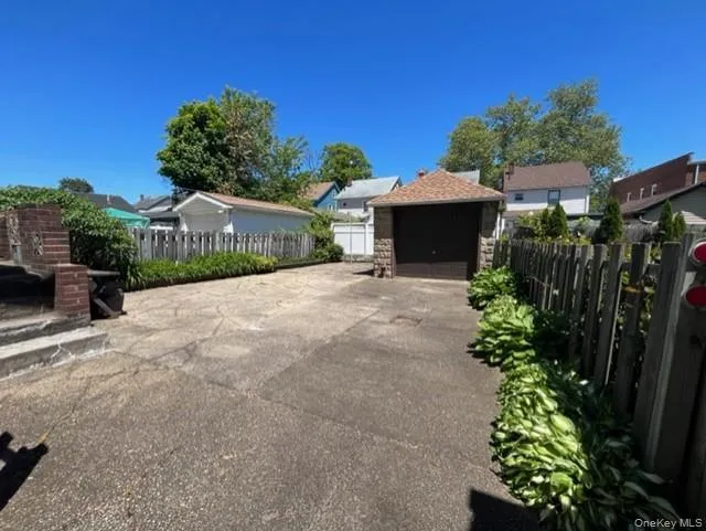 34-29 208 Street, New York, NY, 3 Bedrooms Bedrooms, 8 Rooms Rooms,1 BathroomBathrooms,Residential,For Rent,208,0,998754 34-29 208 Street, New York, NY, 3 Bedrooms Bedrooms, 8 Rooms Rooms,1 BathroomBathrooms,Residential,For Rent,208,0,998754