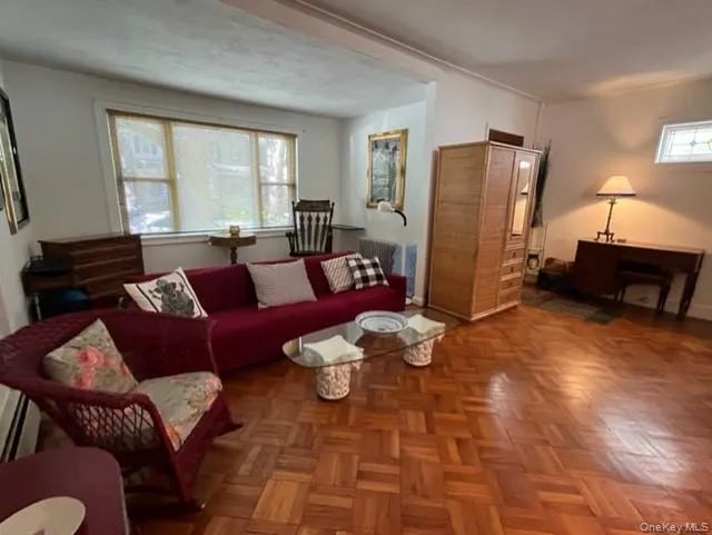 34-29 208 Street, New York, NY, 3 Bedrooms Bedrooms, 8 Rooms Rooms,1 BathroomBathrooms,Residential,For Rent,208,0,998754 34-29 208 Street, New York, NY, 3 Bedrooms Bedrooms, 8 Rooms Rooms,1 BathroomBathrooms,Residential,For Rent,208,0,998754