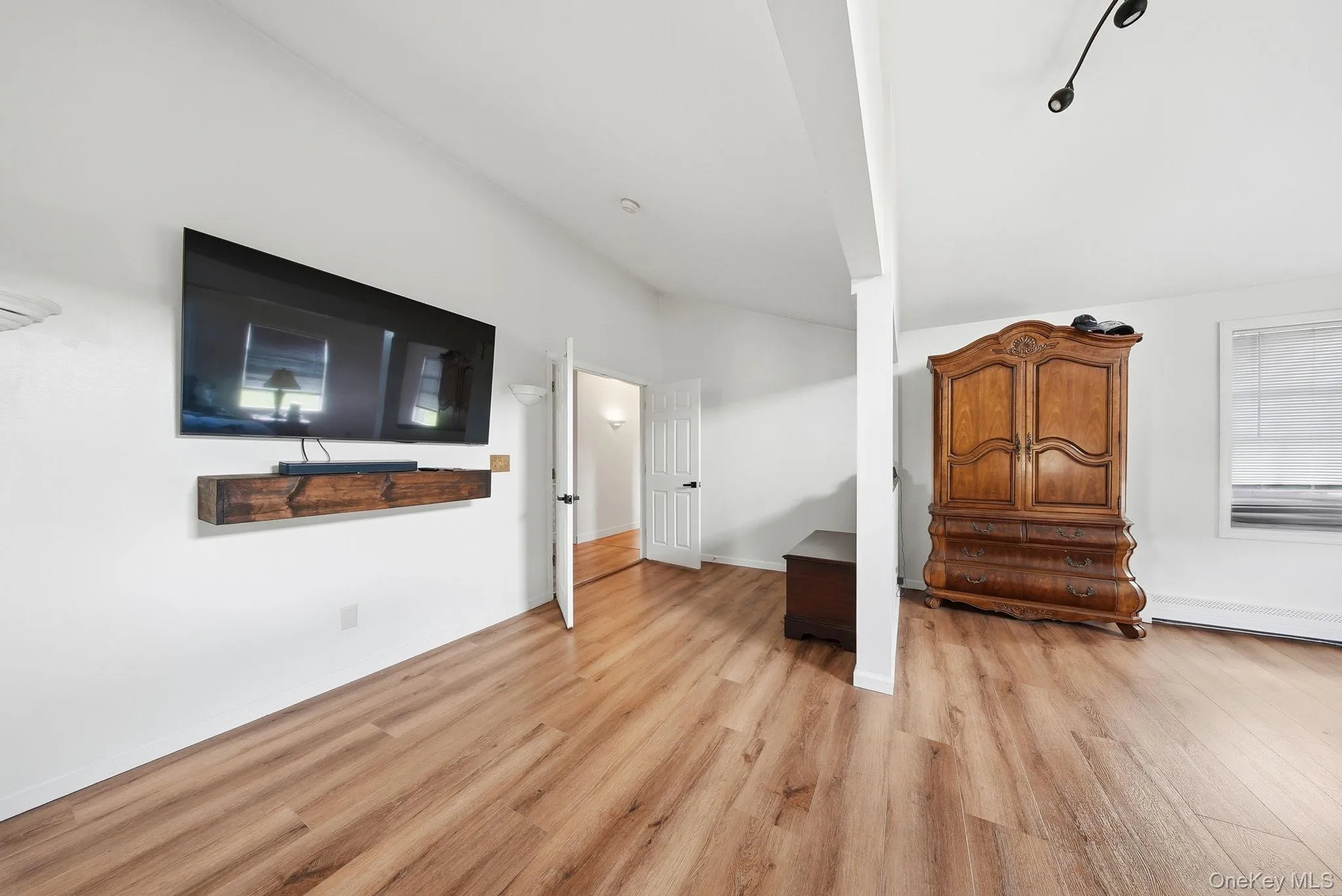 180 Mt Orange Road, Wawayanda, NY, 5 Bedrooms Bedrooms, 12 Rooms Rooms,2 BathroomsBathrooms,Residential,For Rent,Mt Orange,0,998755 180 Mt Orange Road, Wawayanda, NY, 5 Bedrooms Bedrooms, 12 Rooms Rooms,2 BathroomsBathrooms,Residential,For Rent,Mt Orange,0,998755