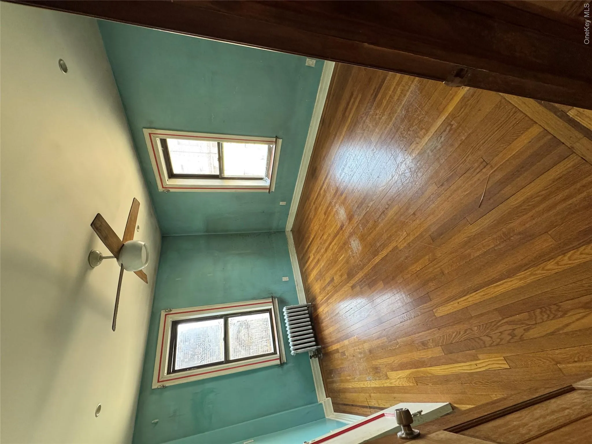 2922 Barnes Avenue, New York, NY, 2 Bedrooms Bedrooms, 4 Rooms Rooms,1 BathroomBathrooms,Residential,For Rent,Barnes Avenue,0,998757 2922 Barnes Avenue, New York, NY, 2 Bedrooms Bedrooms, 4 Rooms Rooms,1 BathroomBathrooms,Residential,For Rent,Barnes Avenue,0,998757