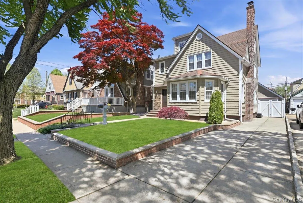38-11 205 Street, New York, NY, 4 Bedrooms Bedrooms, 8 Rooms Rooms,2 BathroomsBathrooms,Residential Lease,For Rent,205,0,998764 38-11 205 Street, New York, NY, 4 Bedrooms Bedrooms, 8 Rooms Rooms,2 BathroomsBathrooms,Residential Lease,For Rent,205,0,998764