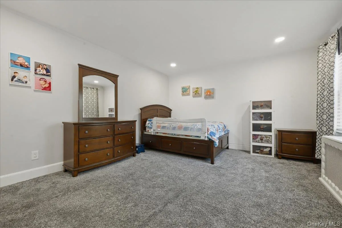 38-11 205 Street, New York, NY, 4 Bedrooms Bedrooms, 8 Rooms Rooms,2 BathroomsBathrooms,Residential Lease,For Rent,205,0,998764 38-11 205 Street, New York, NY, 4 Bedrooms Bedrooms, 8 Rooms Rooms,2 BathroomsBathrooms,Residential Lease,For Rent,205,0,998764