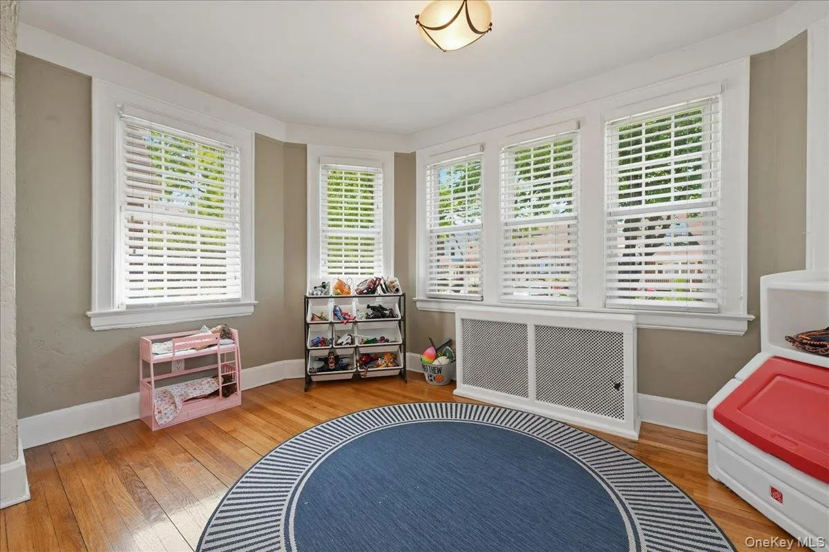 38-11 205 Street, New York, NY, 4 Bedrooms Bedrooms, 8 Rooms Rooms,2 BathroomsBathrooms,Residential Lease,For Rent,205,0,998764 38-11 205 Street, New York, NY, 4 Bedrooms Bedrooms, 8 Rooms Rooms,2 BathroomsBathrooms,Residential Lease,For Rent,205,0,998764