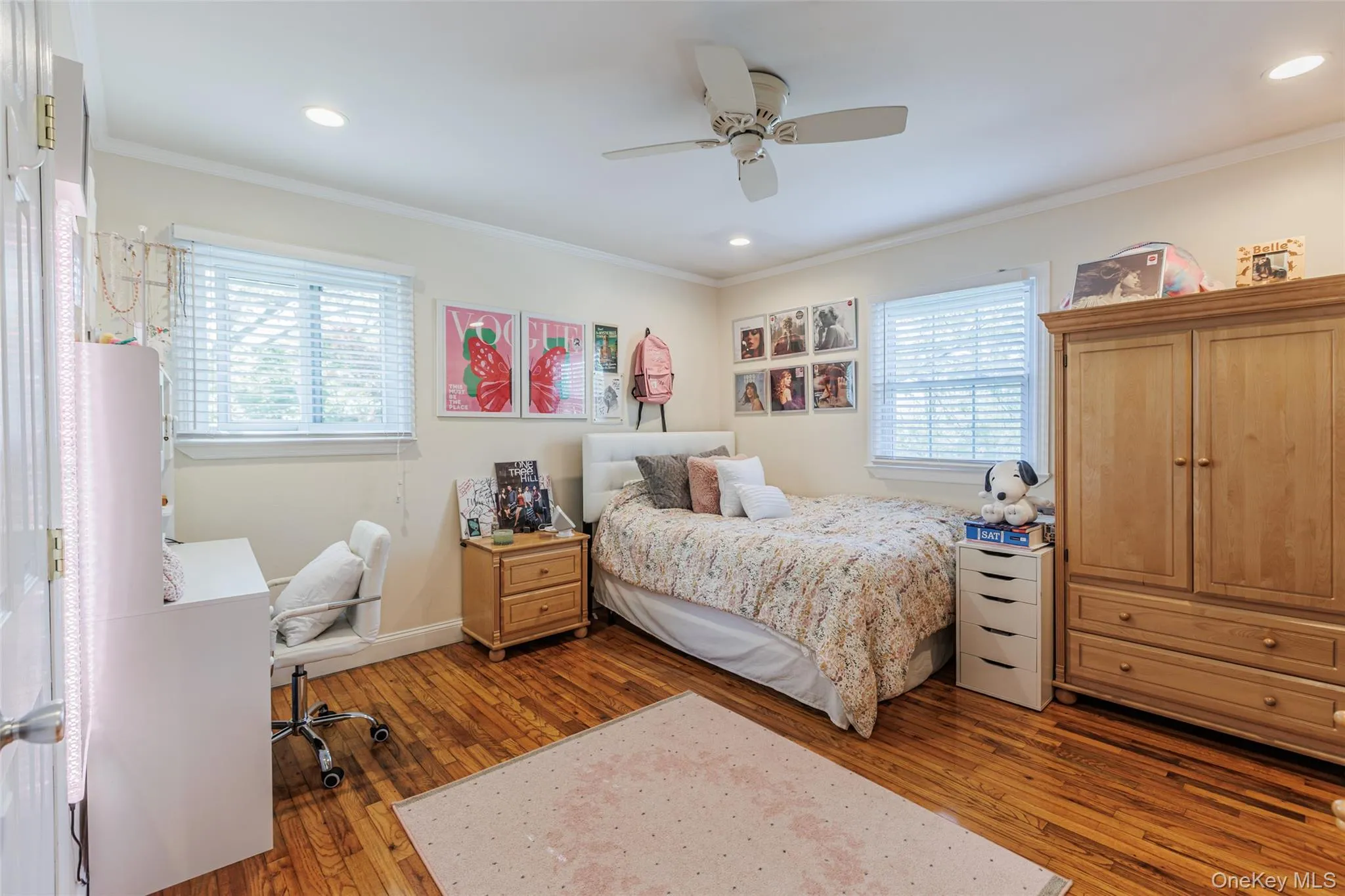 4220 Express Drive, Islip, NY, 4 Bedrooms Bedrooms, 8 Rooms Rooms,2 BathroomsBathrooms,Residential,For Rent,Express,0,998765 4220 Express Drive, Islip, NY, 4 Bedrooms Bedrooms, 8 Rooms Rooms,2 BathroomsBathrooms,Residential,For Rent,Express,0,998765