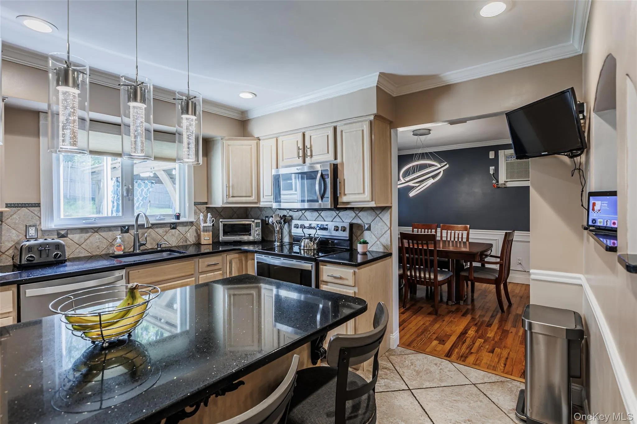 4220 Express Drive, Islip, NY, 4 Bedrooms Bedrooms, 8 Rooms Rooms,2 BathroomsBathrooms,Residential,For Rent,Express,0,998765 4220 Express Drive, Islip, NY, 4 Bedrooms Bedrooms, 8 Rooms Rooms,2 BathroomsBathrooms,Residential,For Rent,Express,0,998765