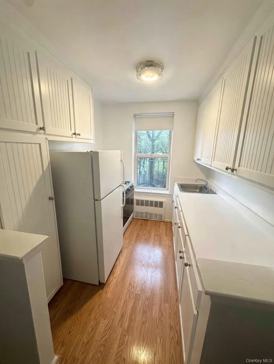 4295 Webster Avenue, New York, NY, 2 Bedrooms Bedrooms, 4 Rooms Rooms,1 BathroomBathrooms,Residential Sale,For Rent,Webster,0,998799 4295 Webster Avenue, New York, NY, 2 Bedrooms Bedrooms, 4 Rooms Rooms,1 BathroomBathrooms,Residential Sale,For Rent,Webster,0,998799